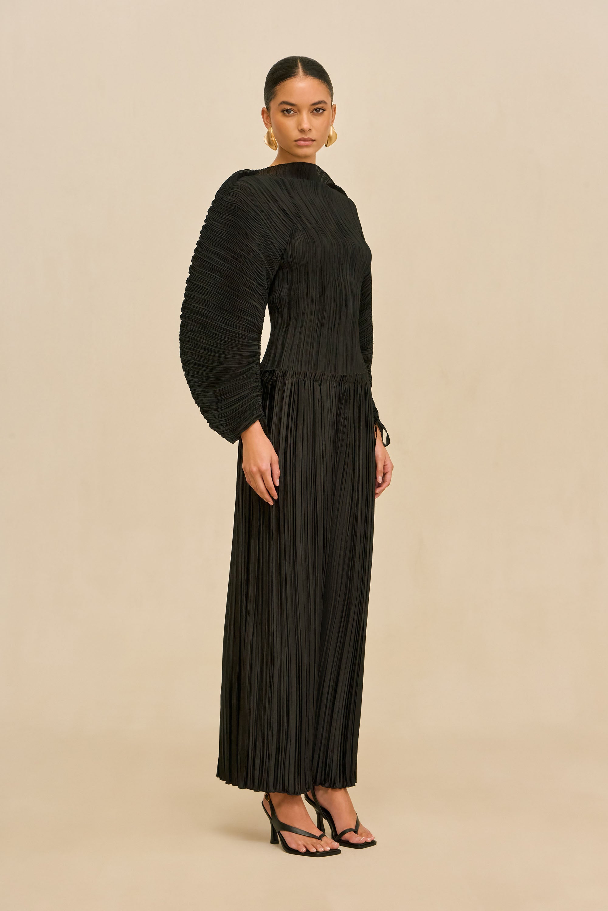 STACIE PANT - BLACK PLISSÉ