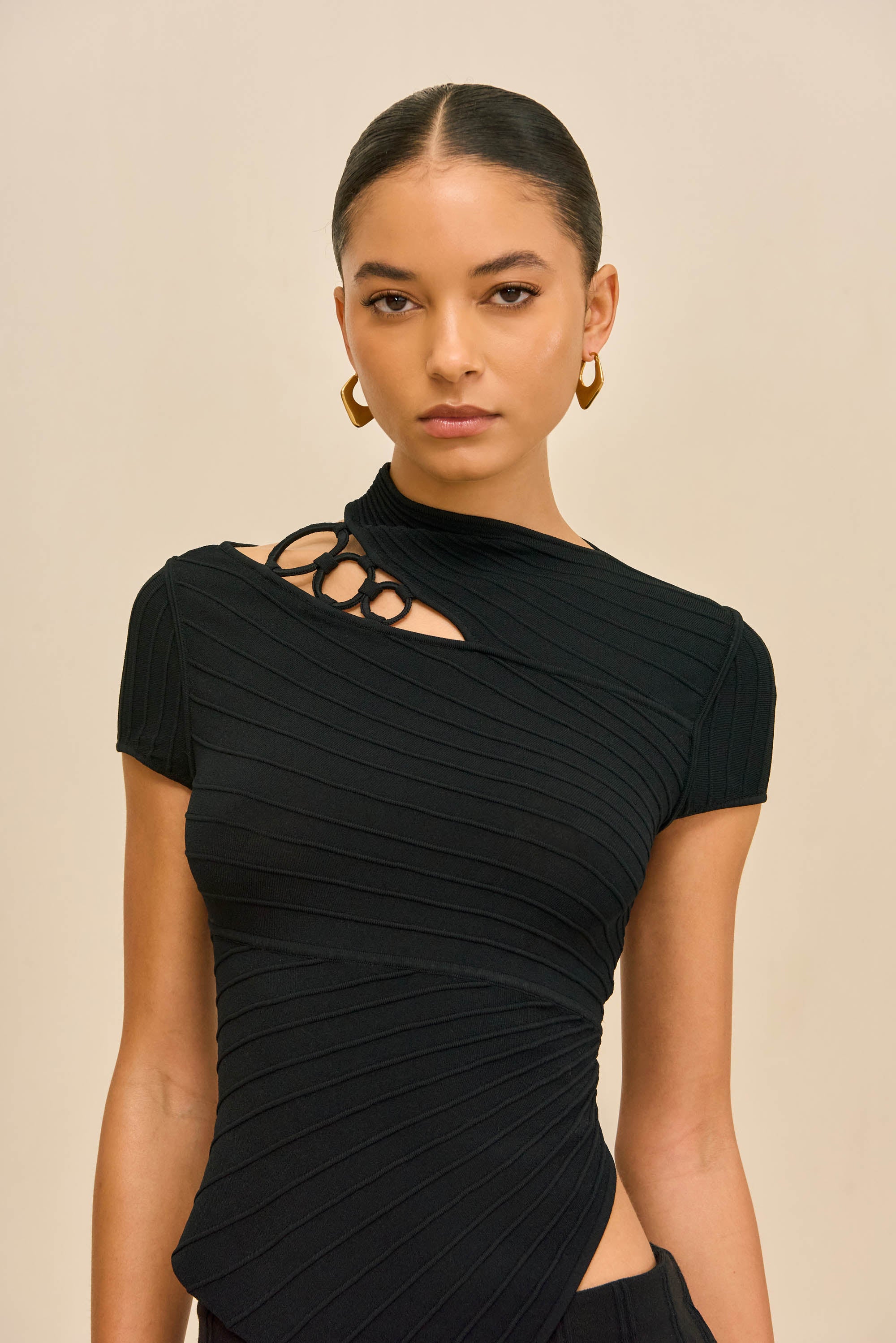 NESSI KNIT TOP - BLACK – CULT GAIA