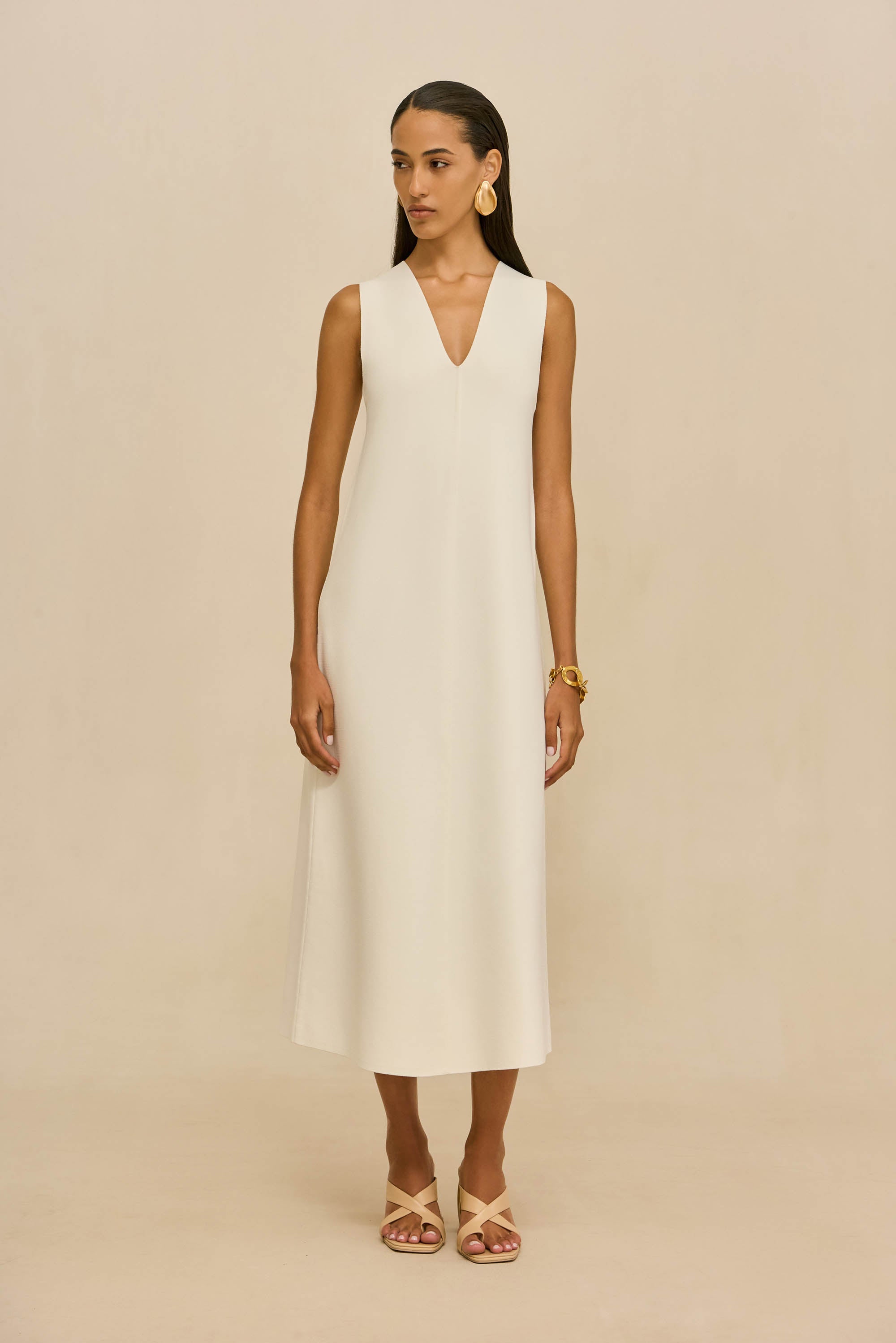 cult gaia sweater dress CHRYSTA KNIT a bodyskimming silhouette Cult Gaia Oatmeal Melange Wool