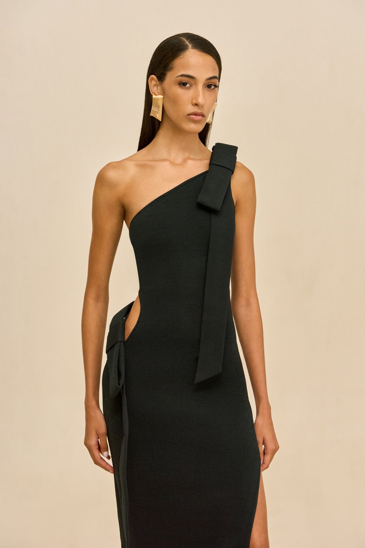 BLENDA KNIT DRESS - BLACK