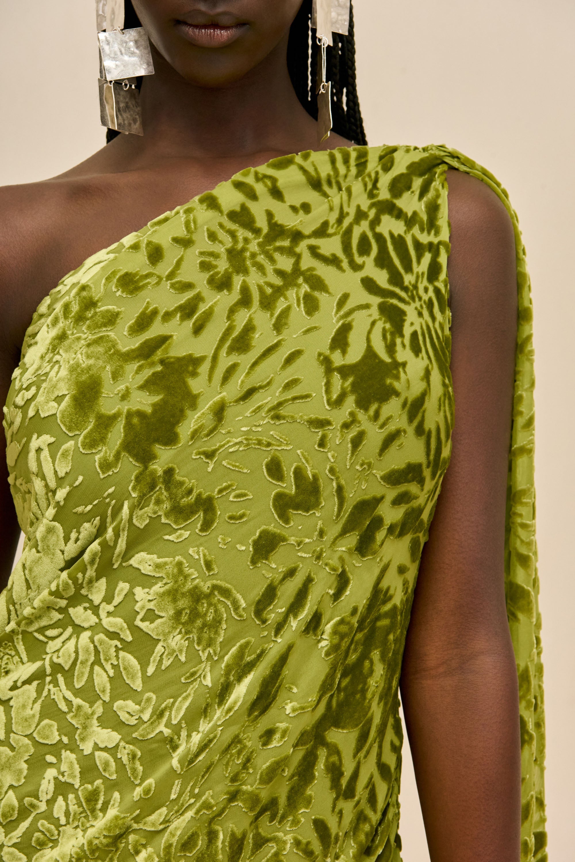 SARAI GOWN - CHIVE
