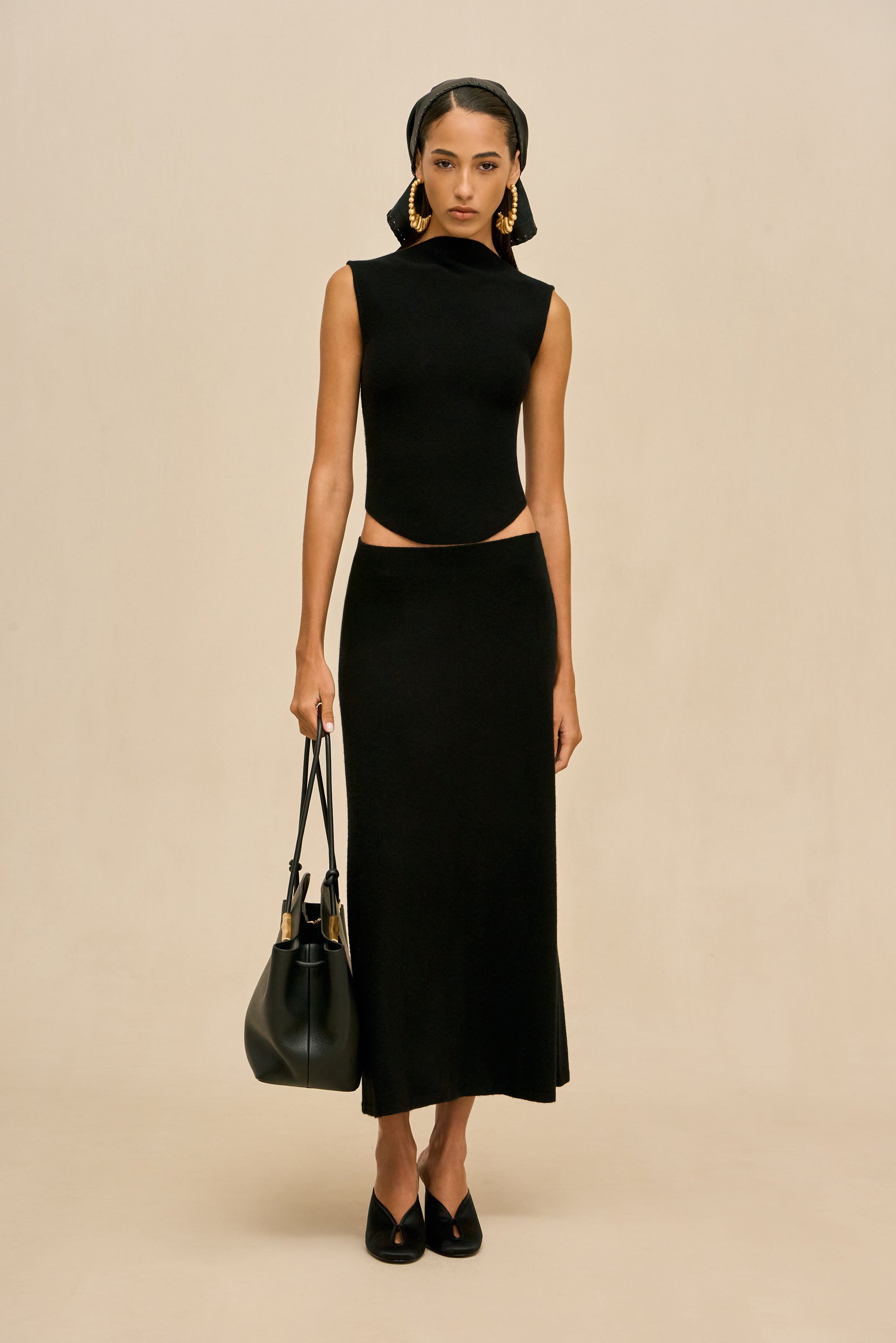 INFINITY KNIT SKIRT - BLACK