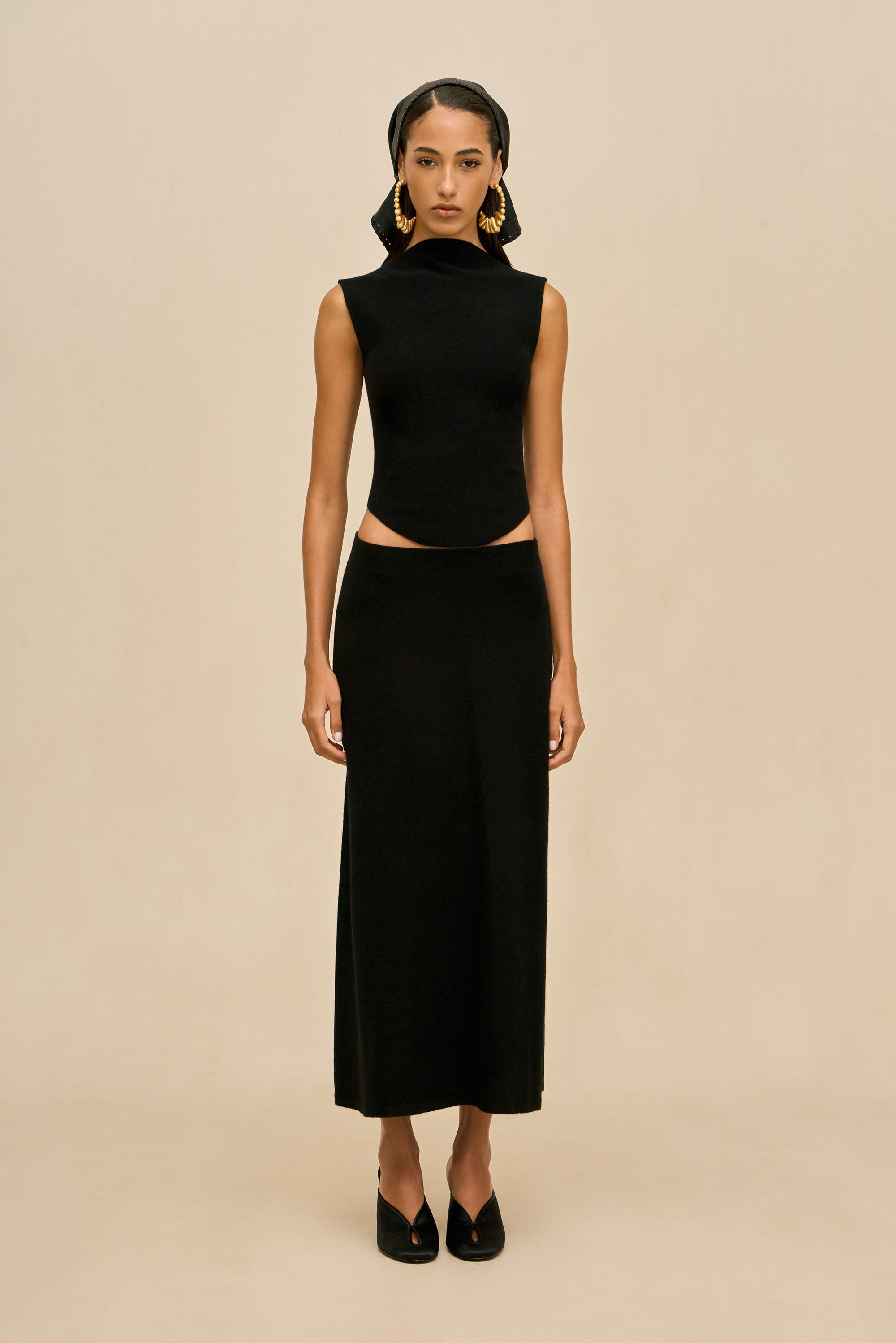INFINITY SKIRT - BLACK