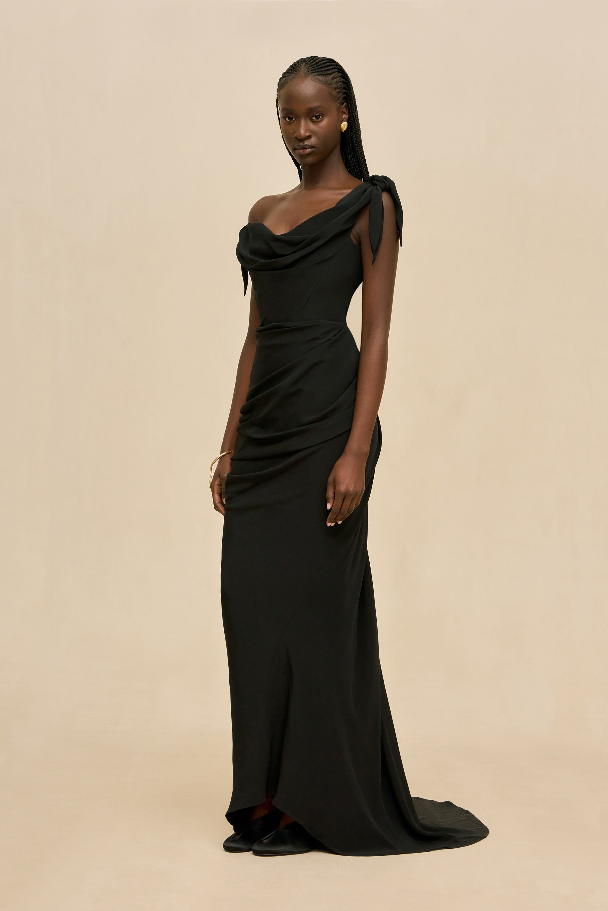 NYSA GOWN - BLACK