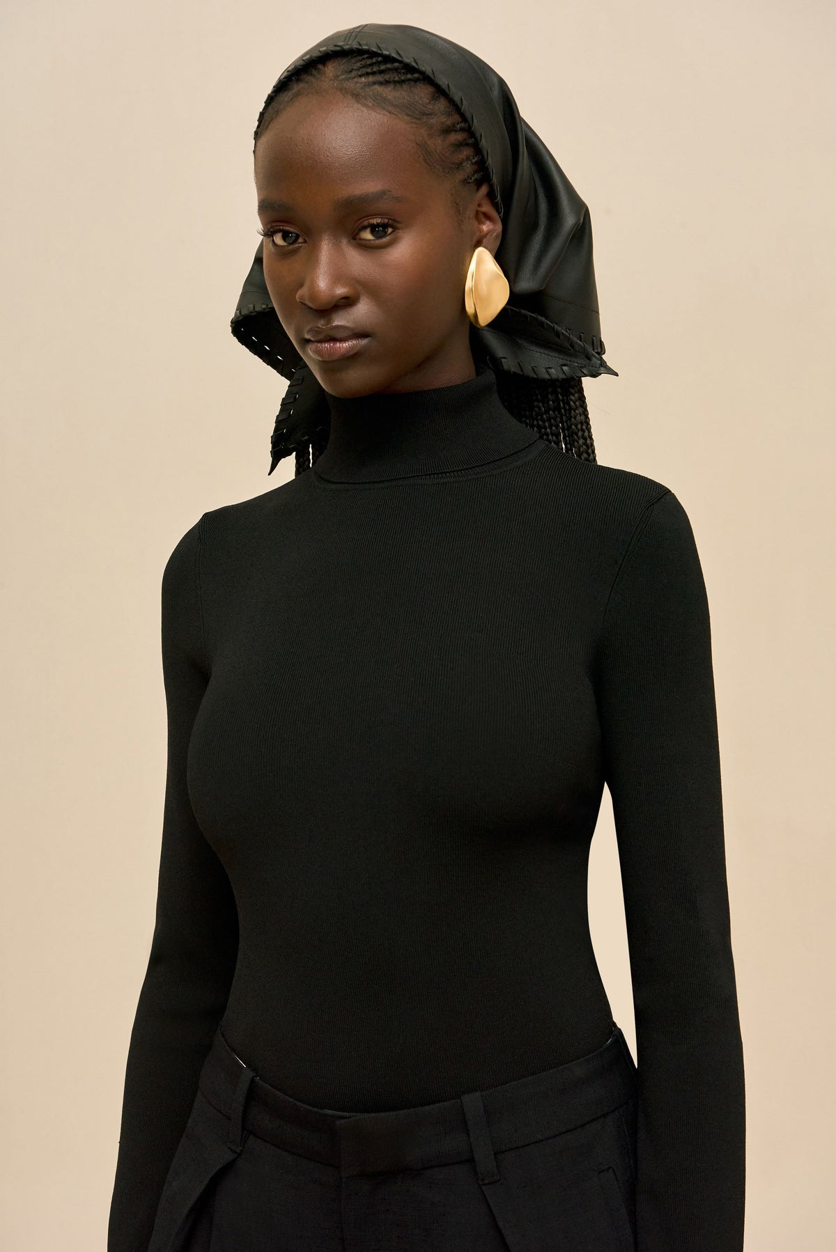 DENIZ TOP - BLACK