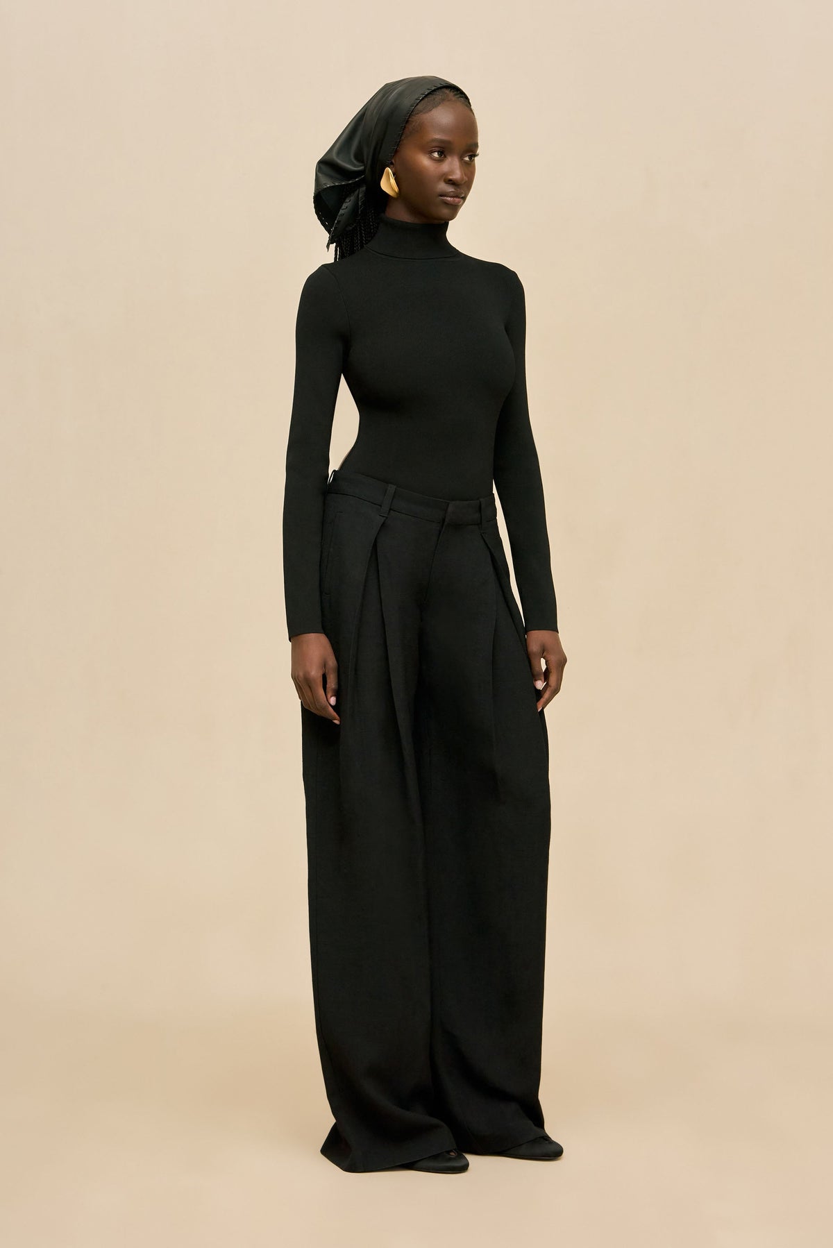 DENIZ TOP - BLACK