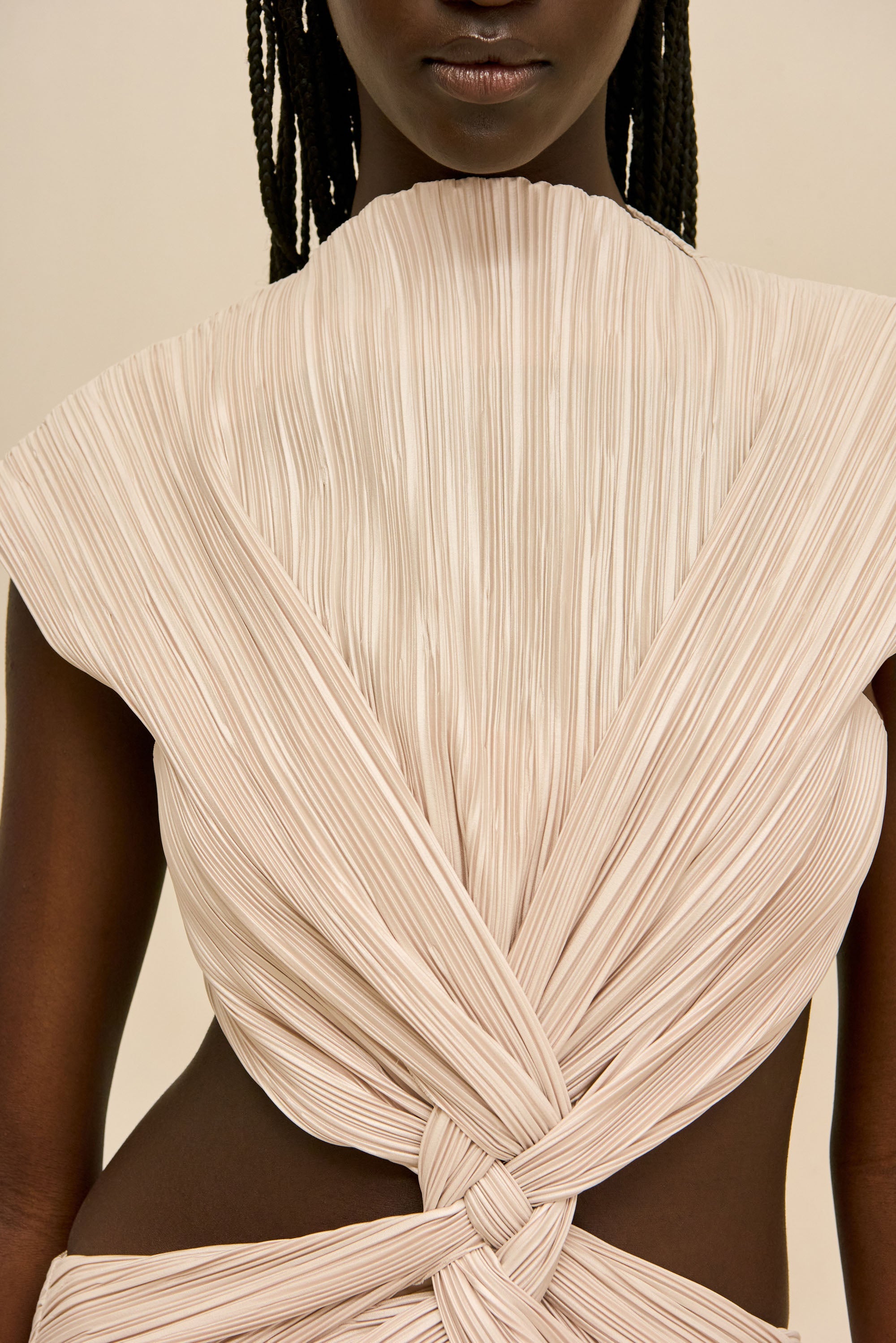 VOSS GOWN - DOVE