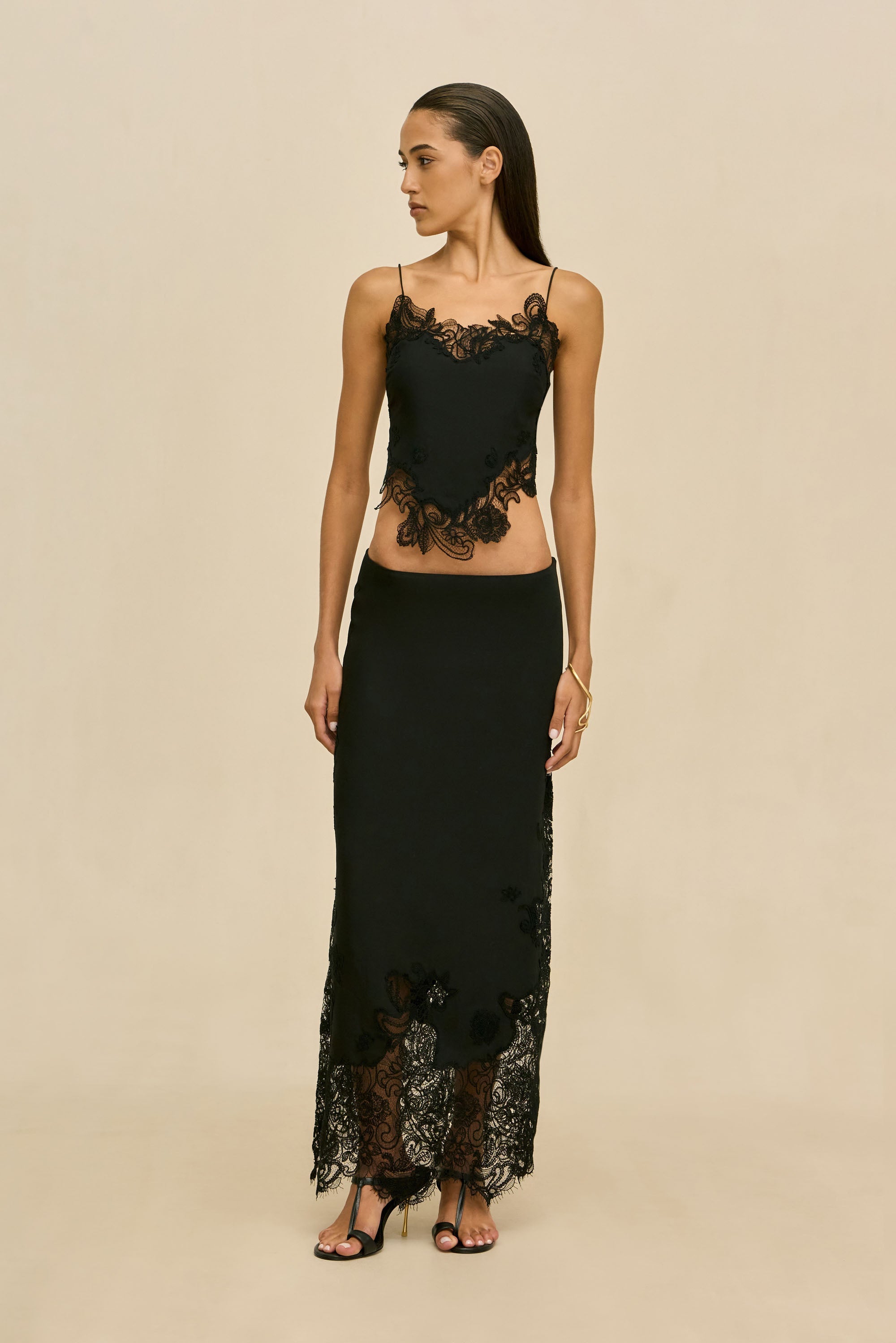 NEVINA TOP - BLACK