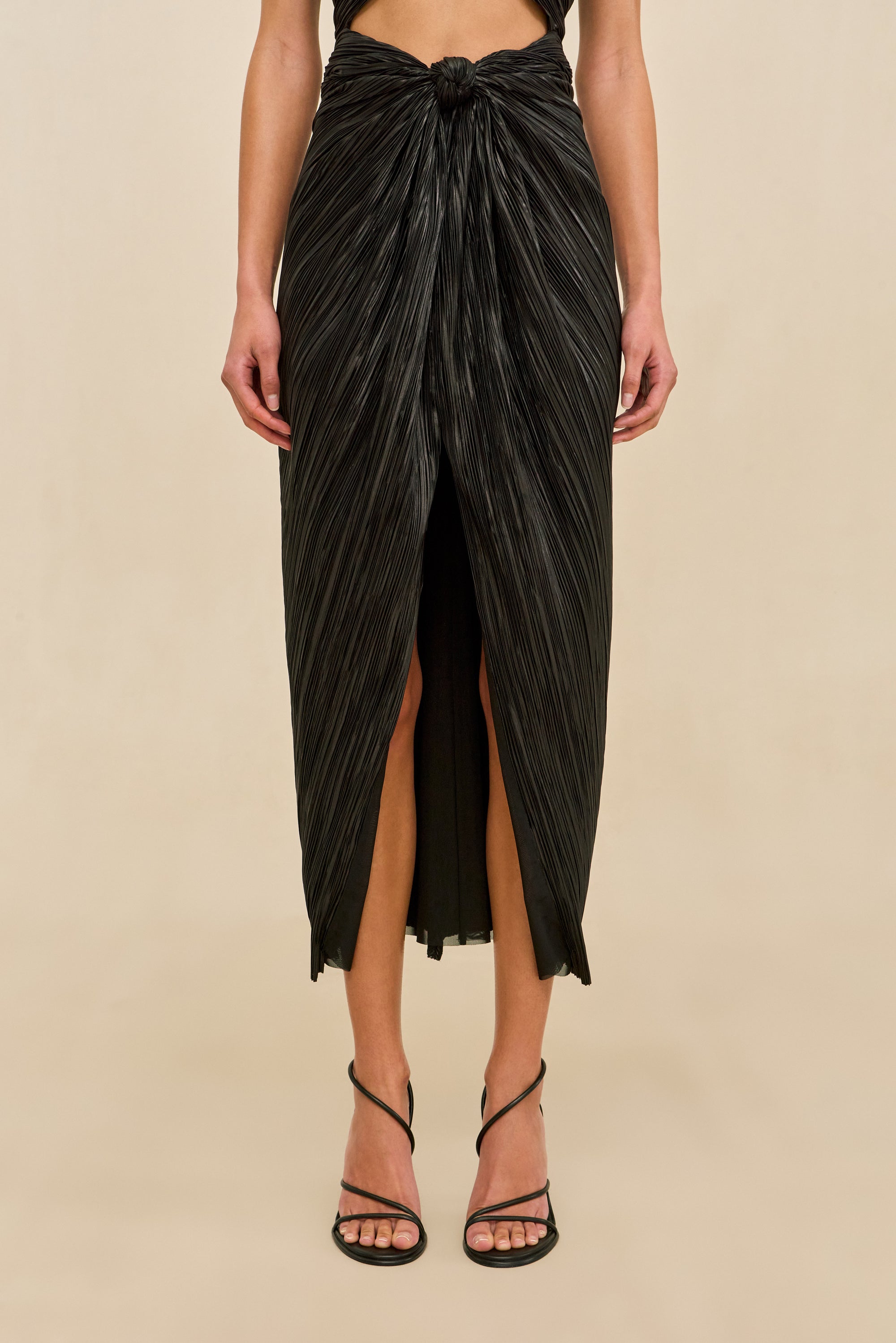 AIRA DRESS - BLACK