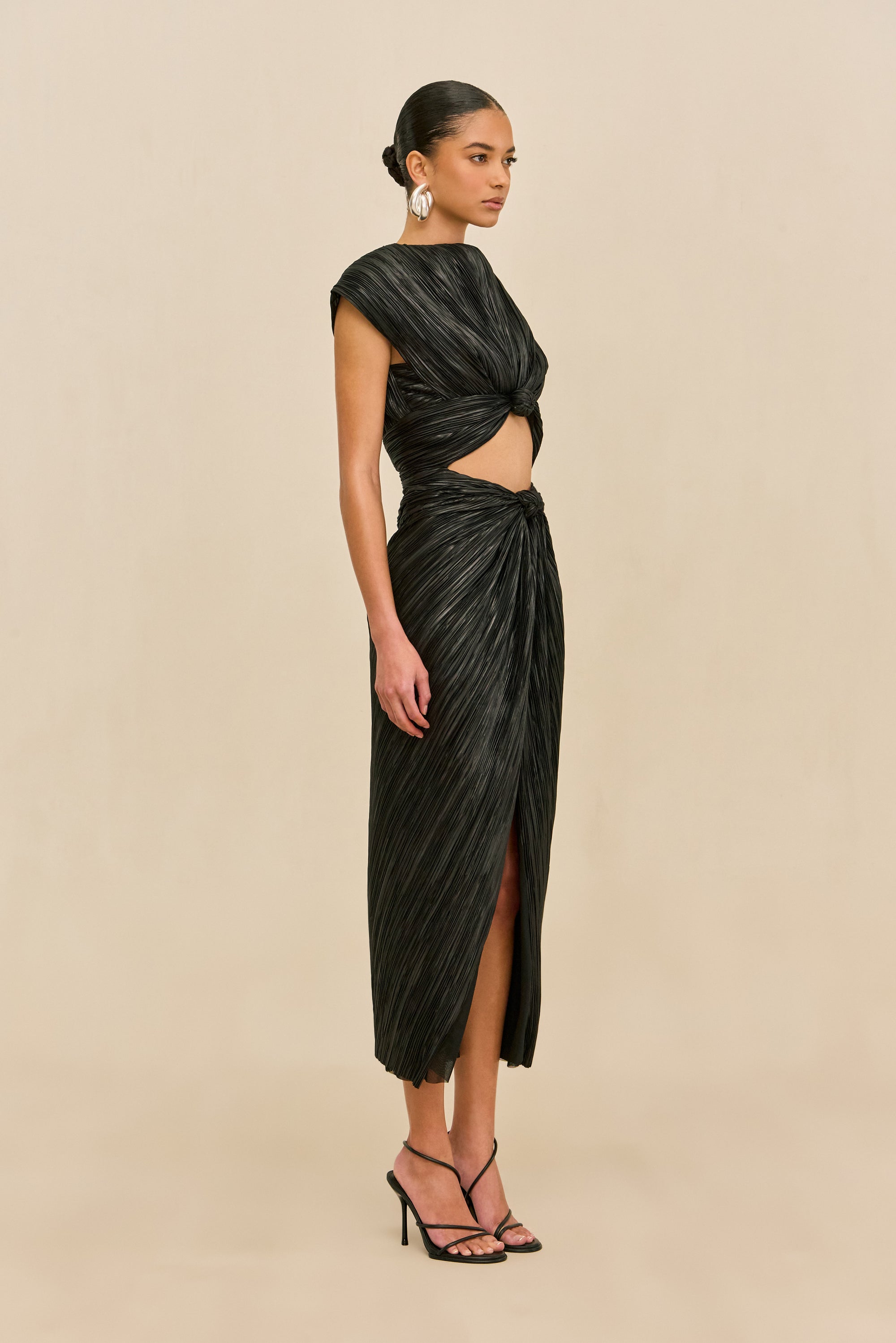 AIRA DRESS - BLACK