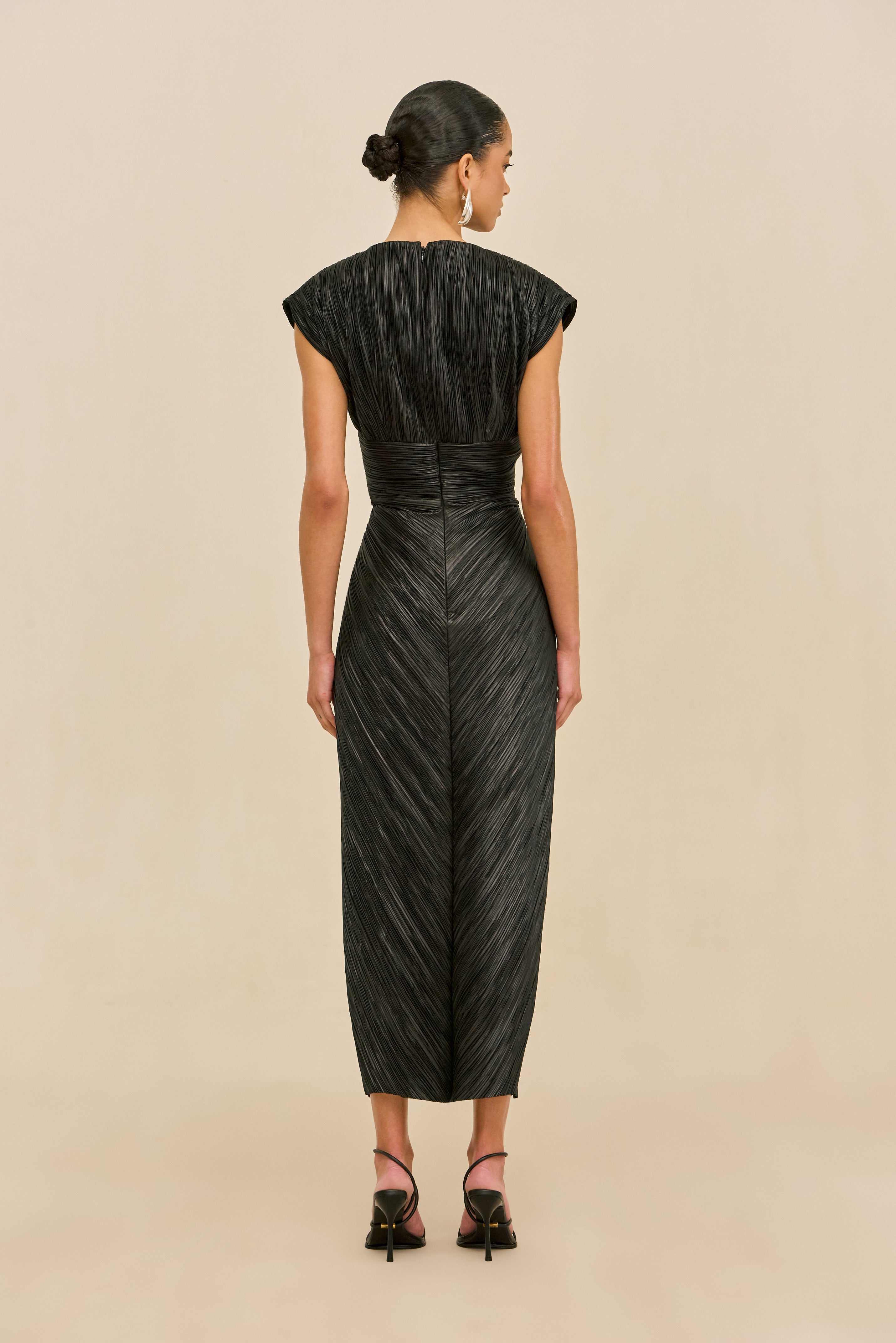 AIRA DRESS - BLACK