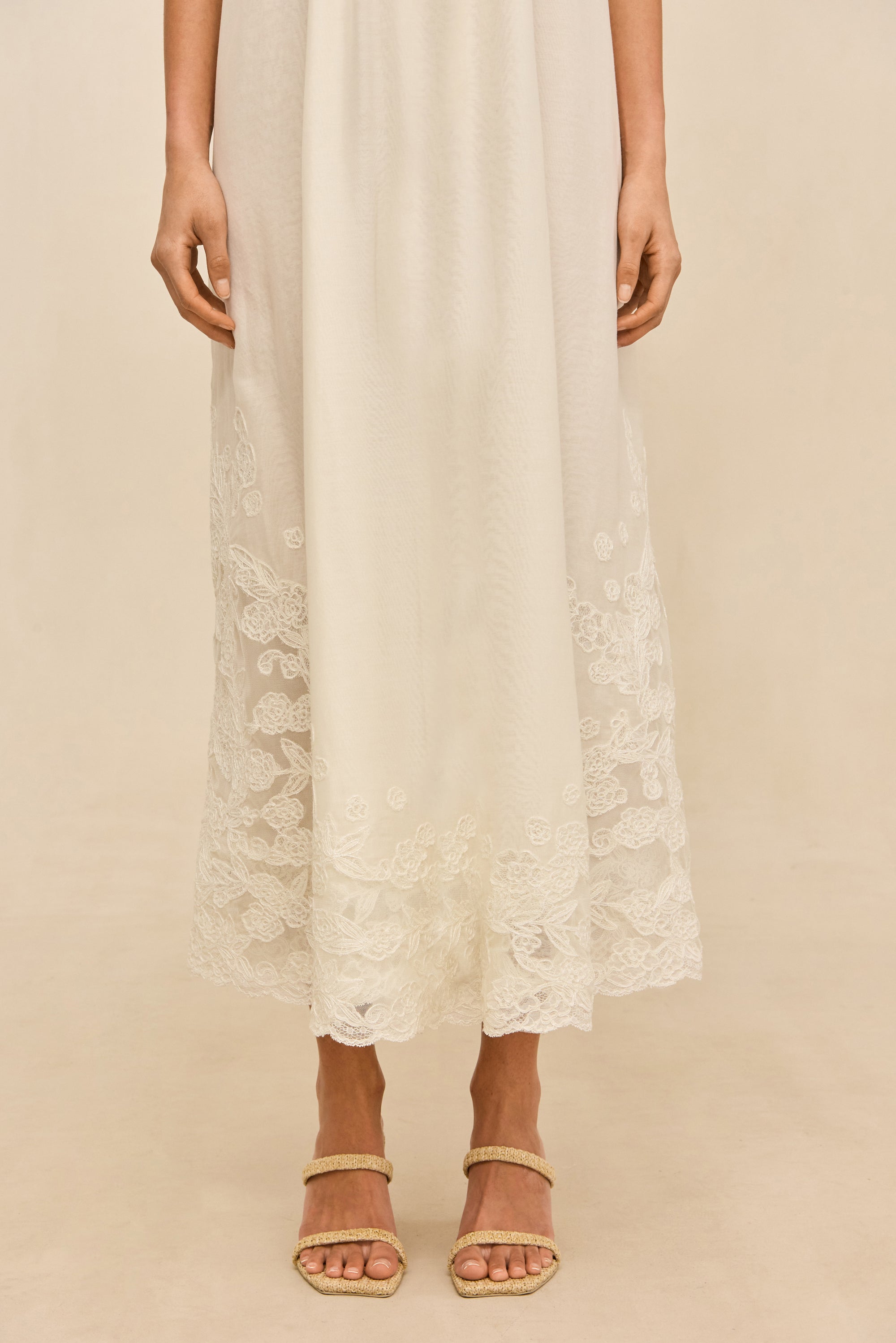 MAGDA DRESS - OFF WHITE