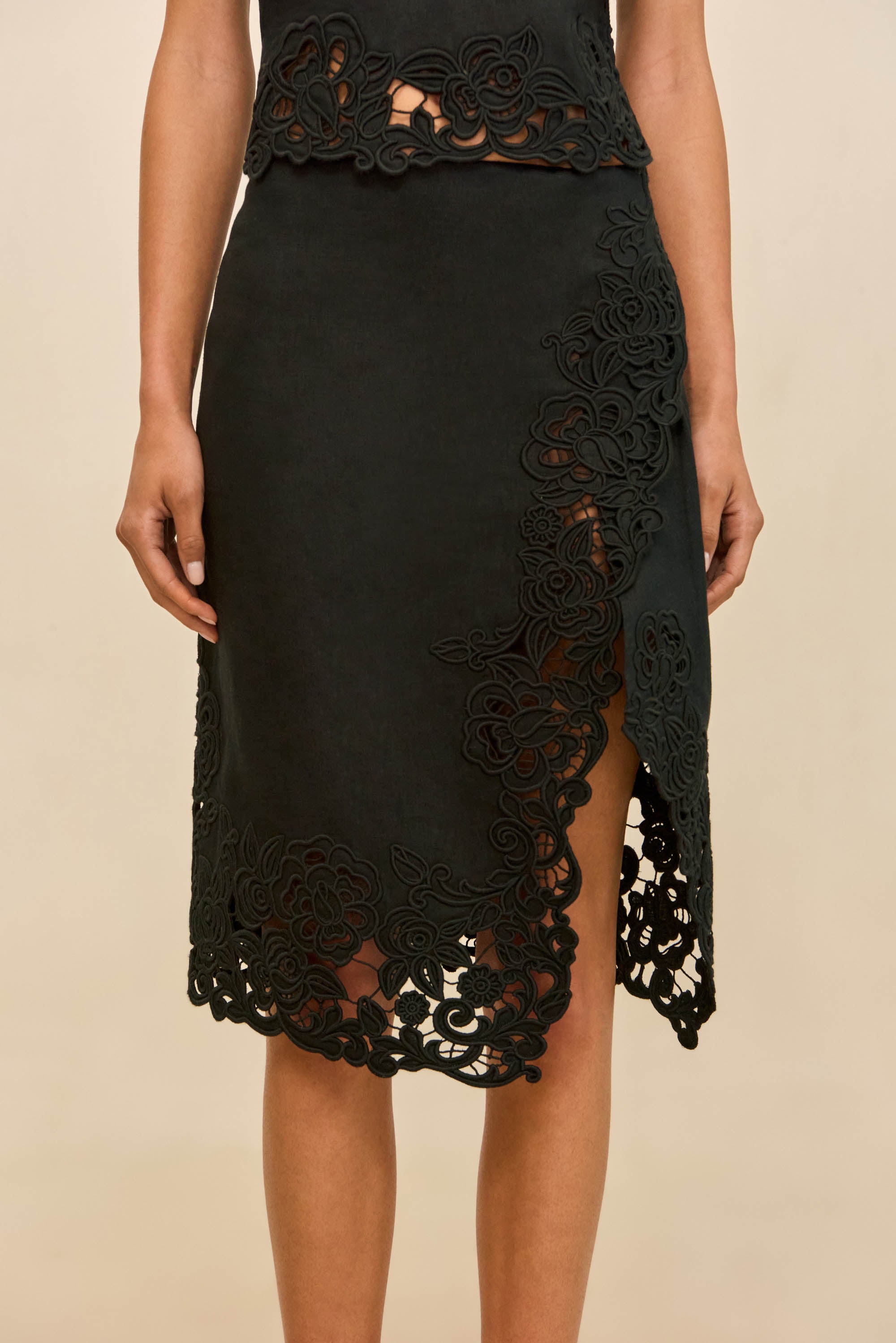 Cult Gaia - Shaya Skirt - Black Cult Gaia - Shaya Skirt - Black