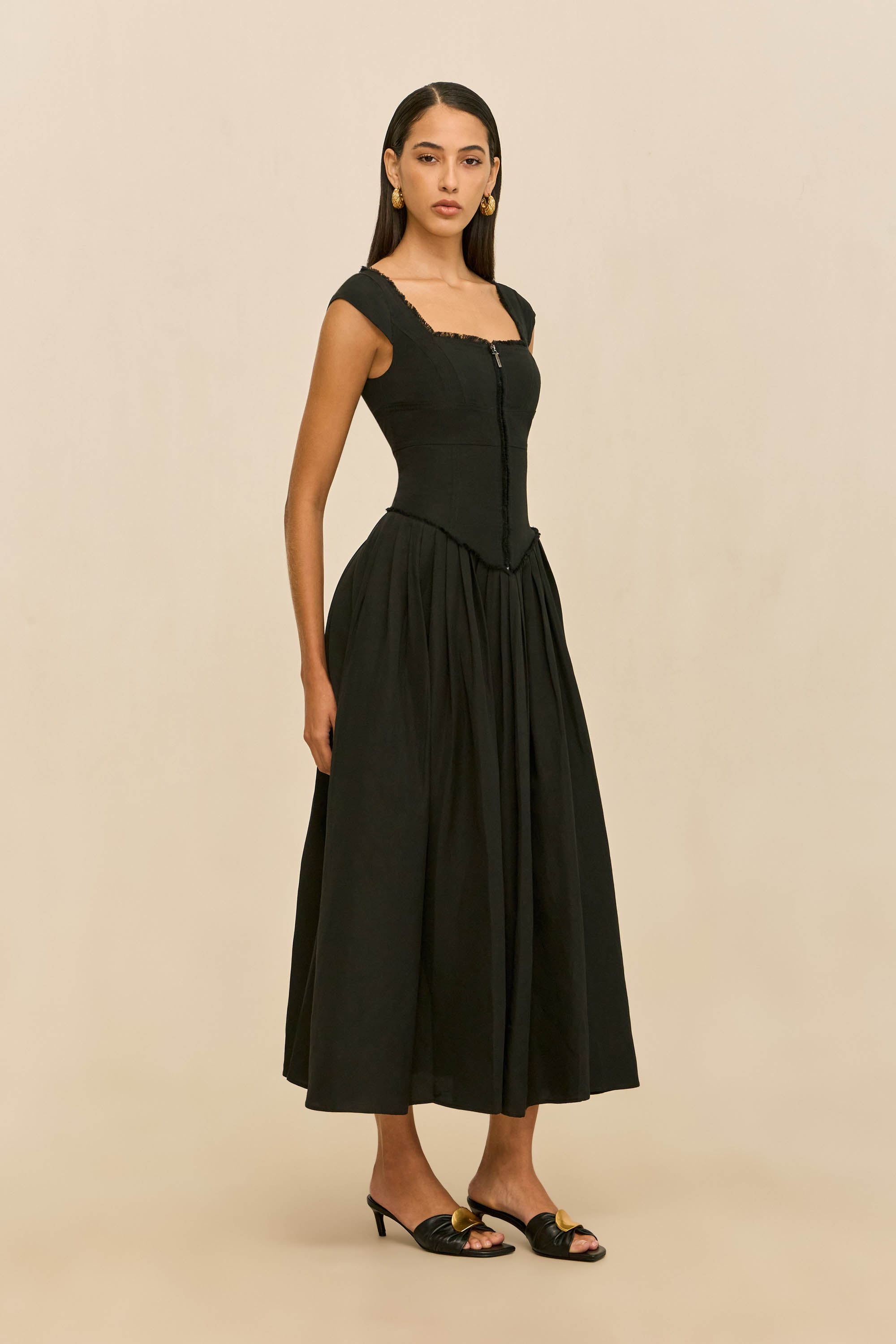 SOLSTICE DRESS - BLACK