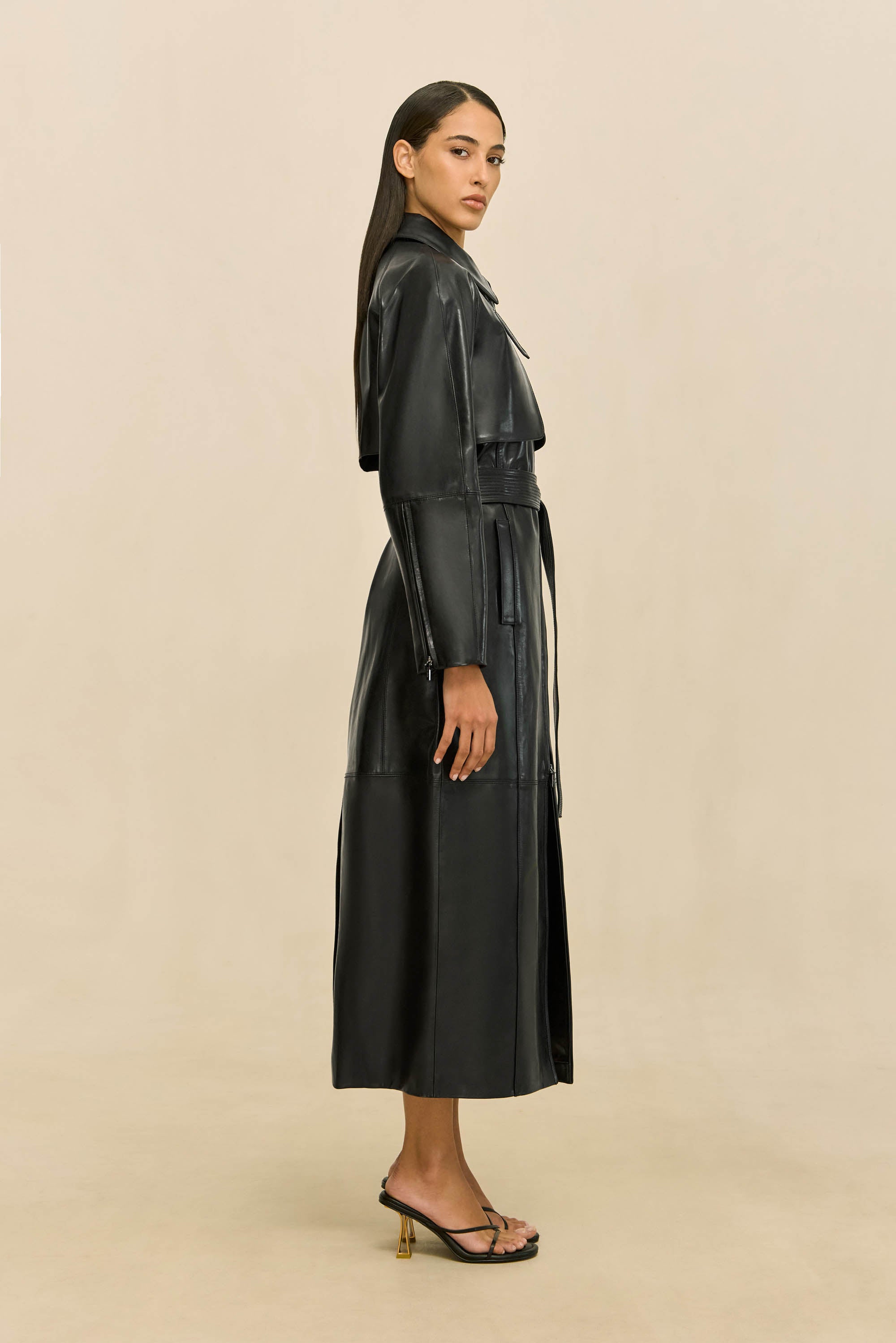 HAMMER TRENCH COAT - BLACK