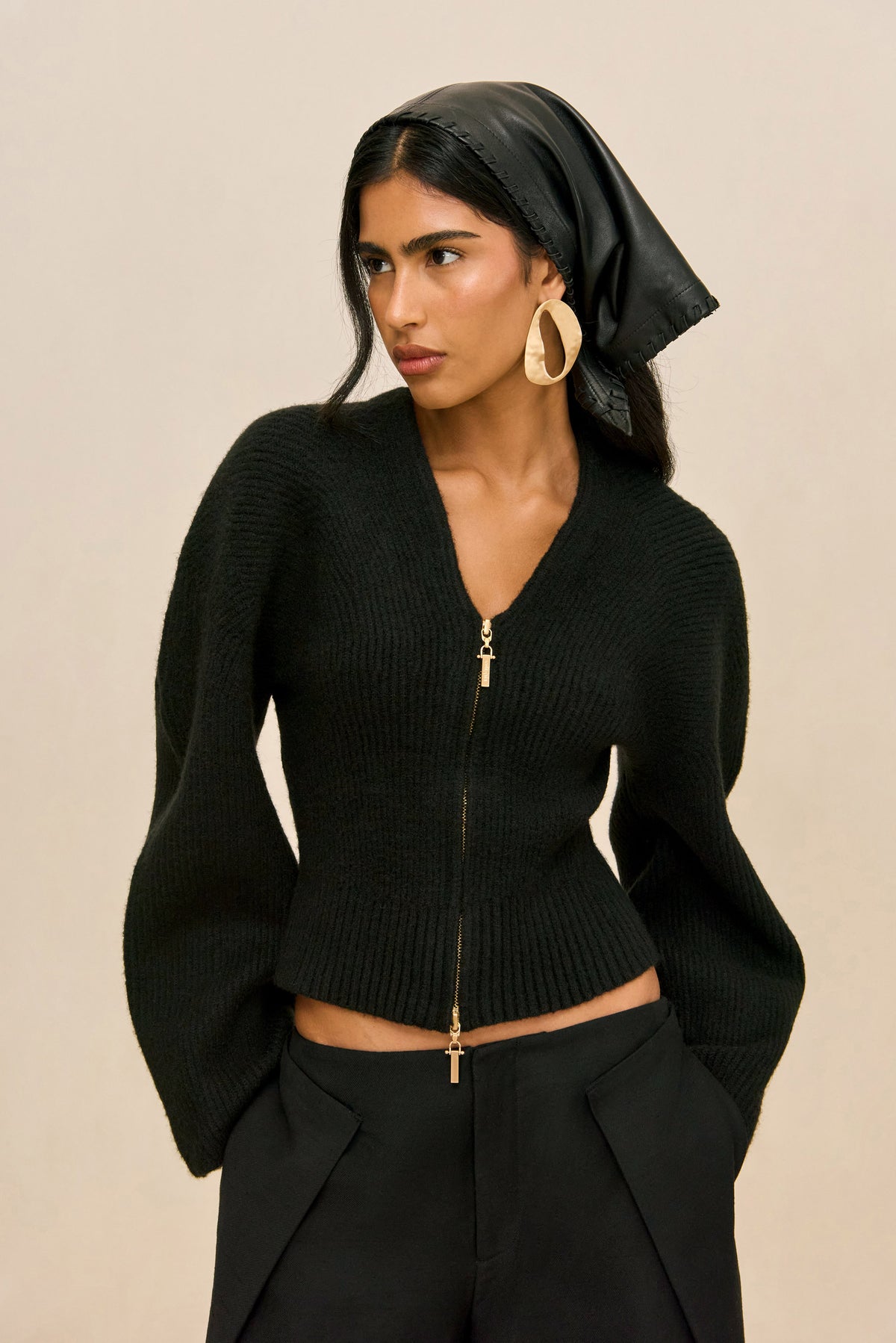 ALISSA SWEATER - BLACK