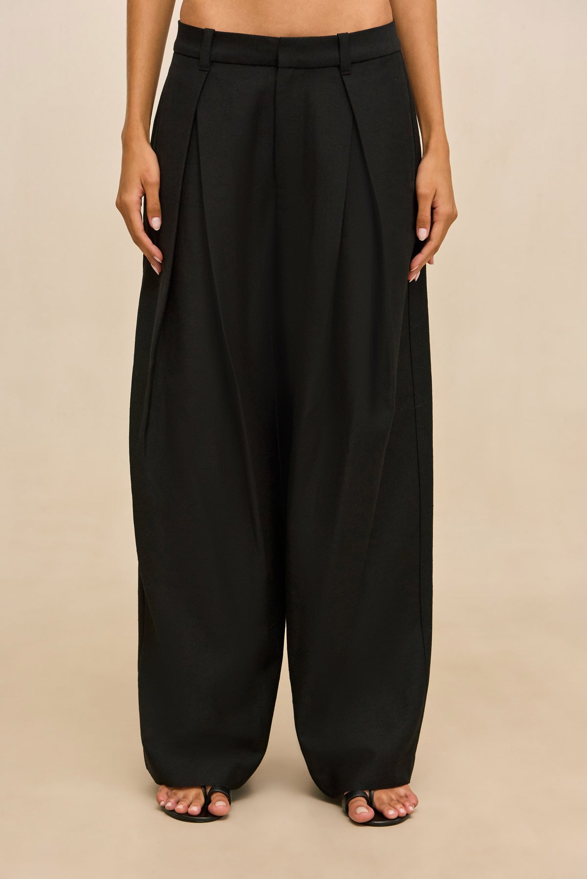 JOVIENNE PANT - BLACK