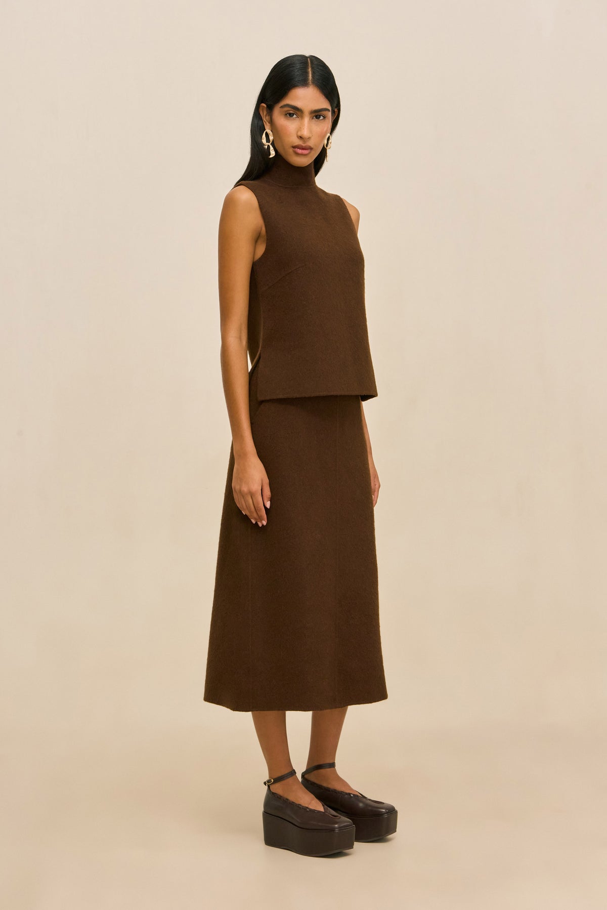 SUE TOP - DARK BROWN