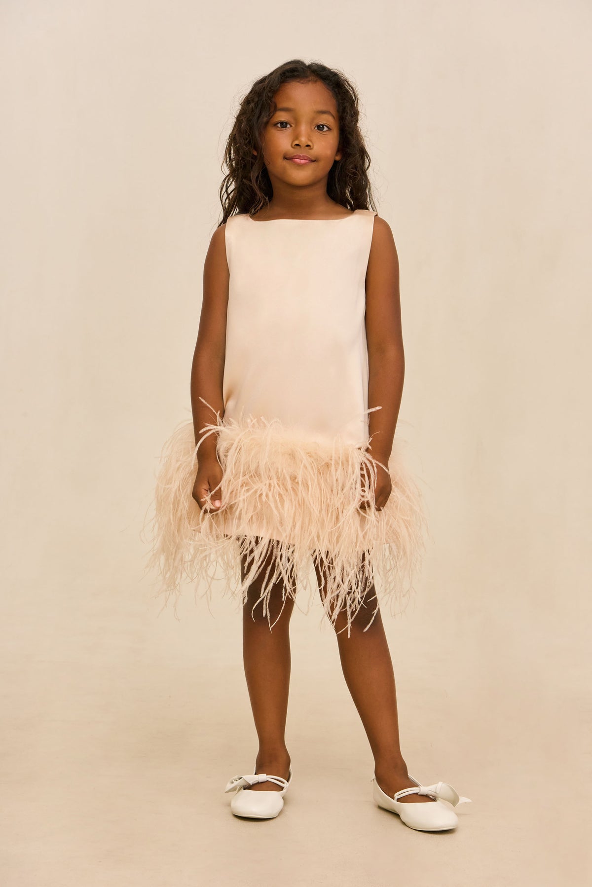 KIDS REI DRESS - DOVE