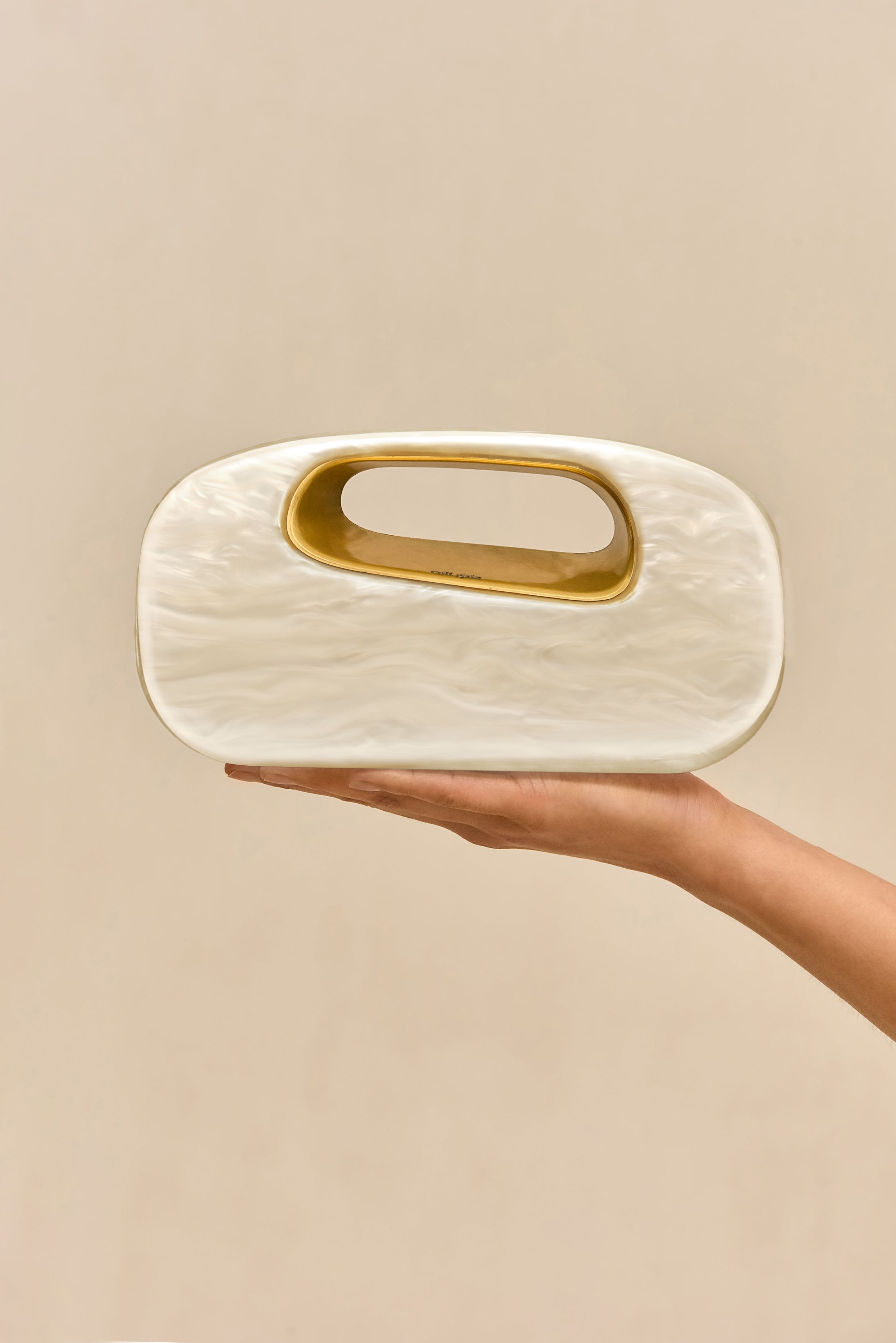 AMARA CLUTCH - IVORY