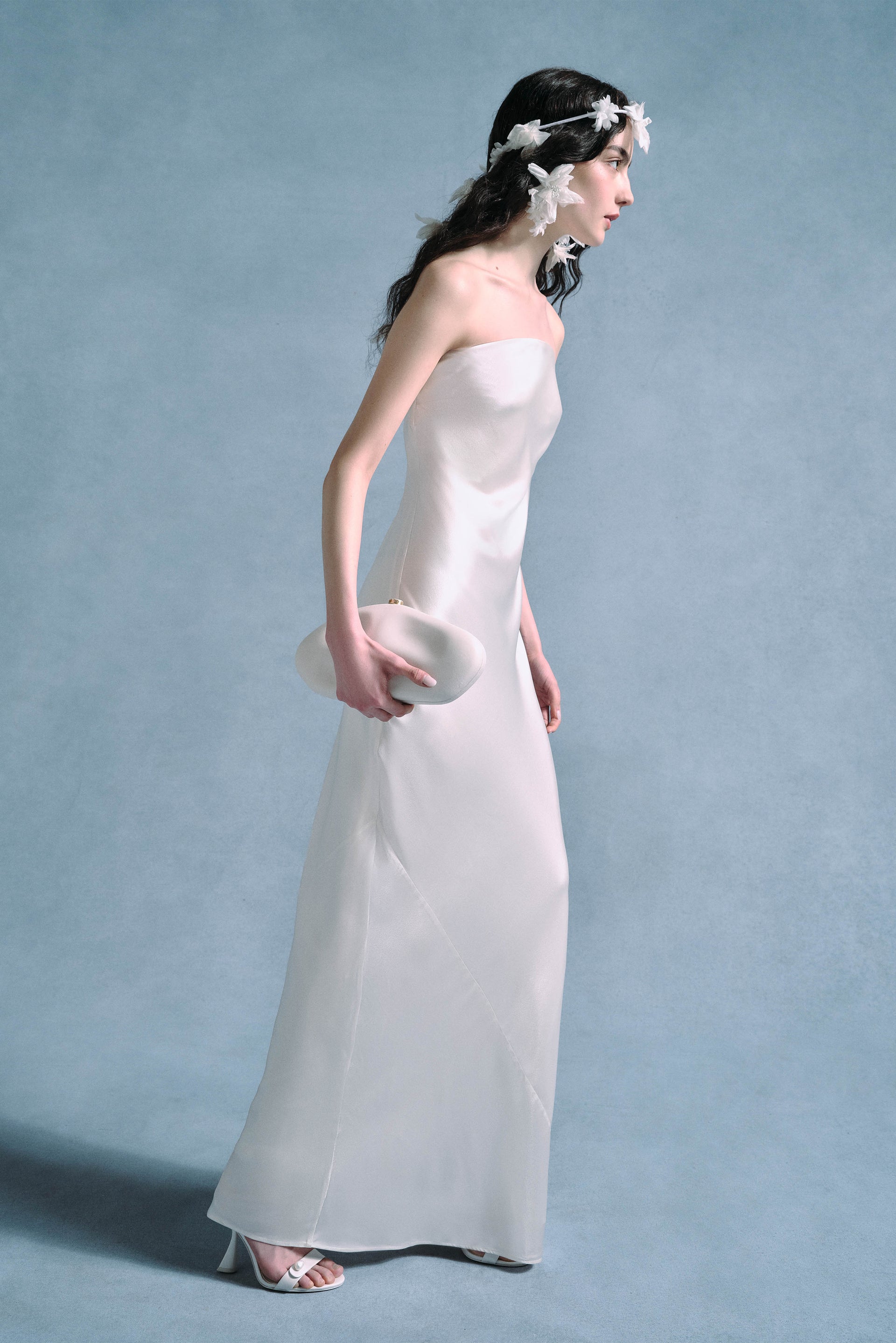 Gustava Off-White Lace 2-piece Gown