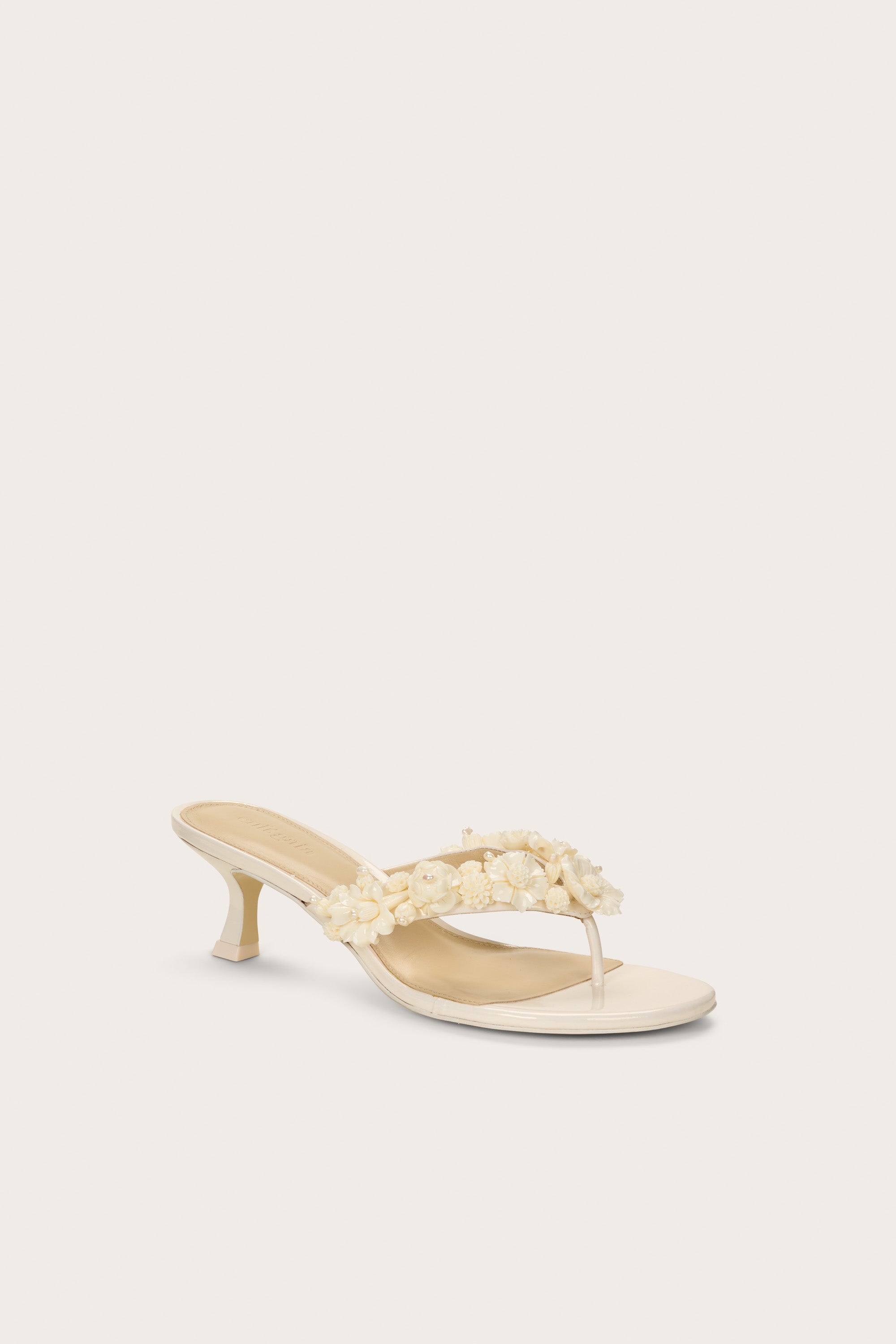 AVERY SANDAL - IVORY