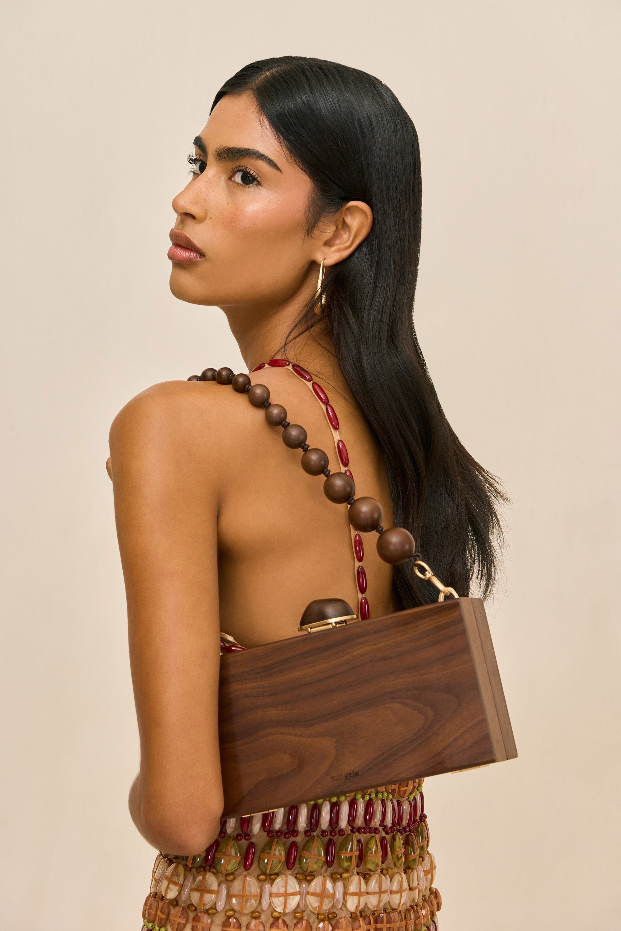 THE BACKGAMMON CLUTCH - WALNUT
