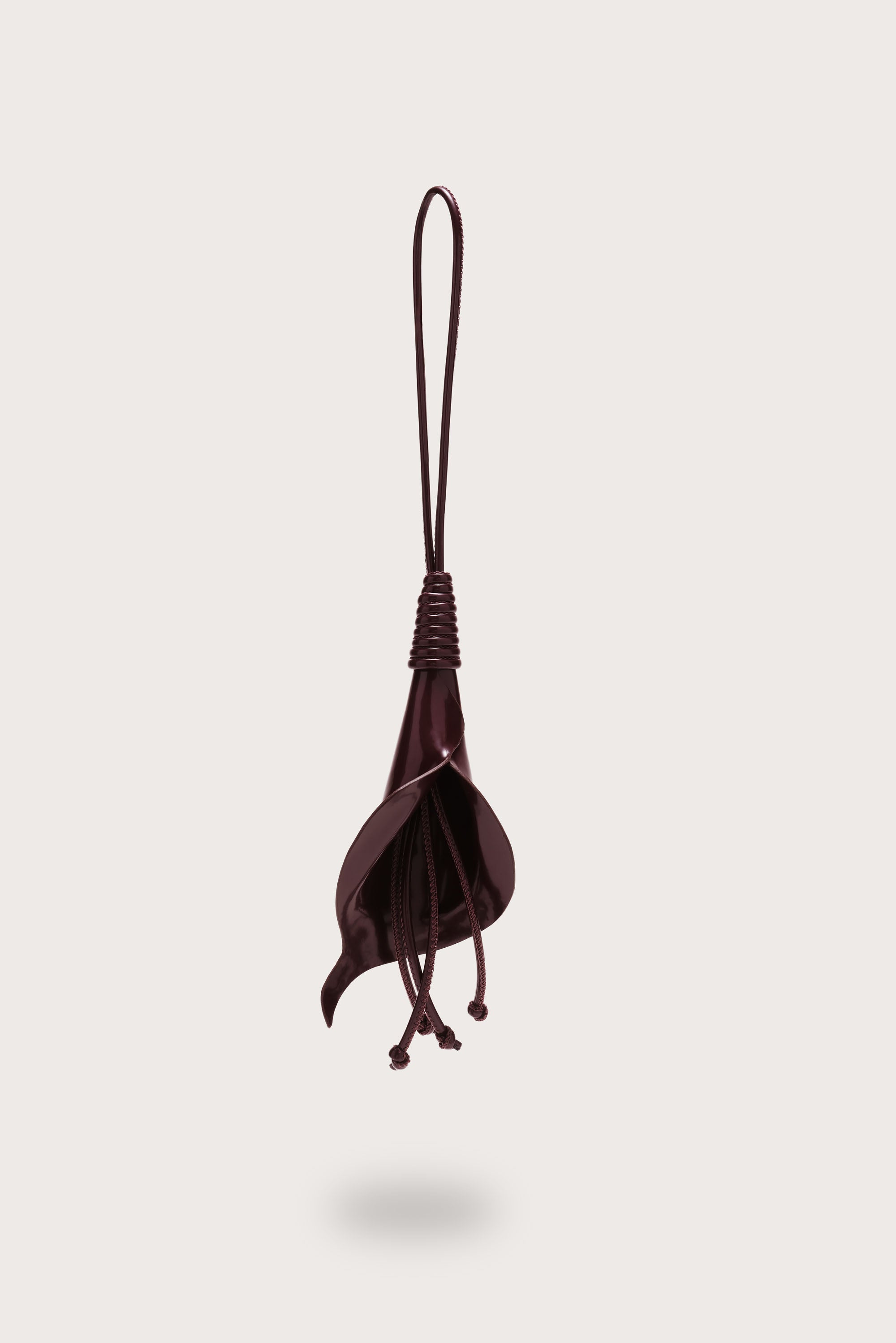 CALLA BAG CHARM - BORDEAUX