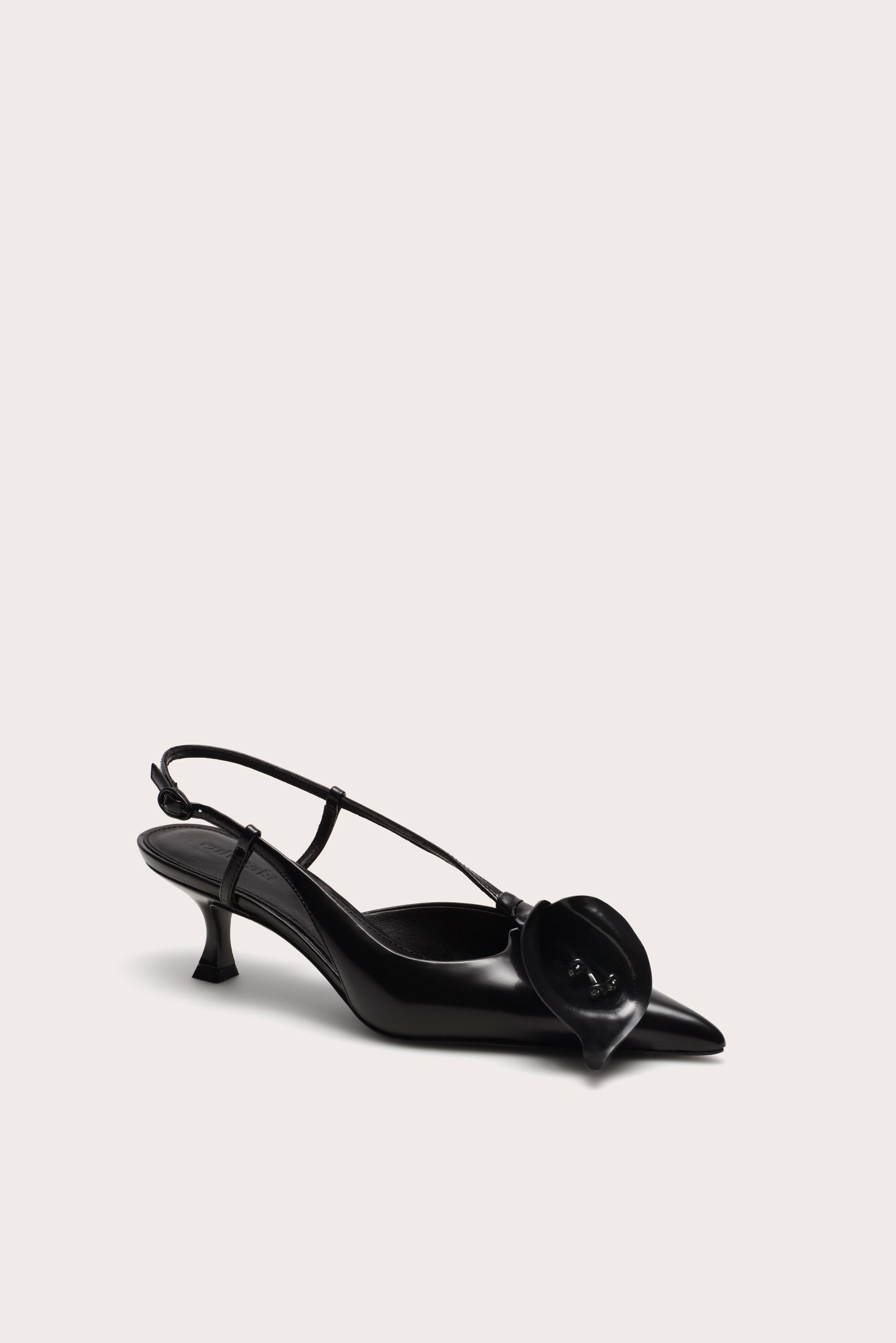 CALLA KITTEN PUMP - BLACK