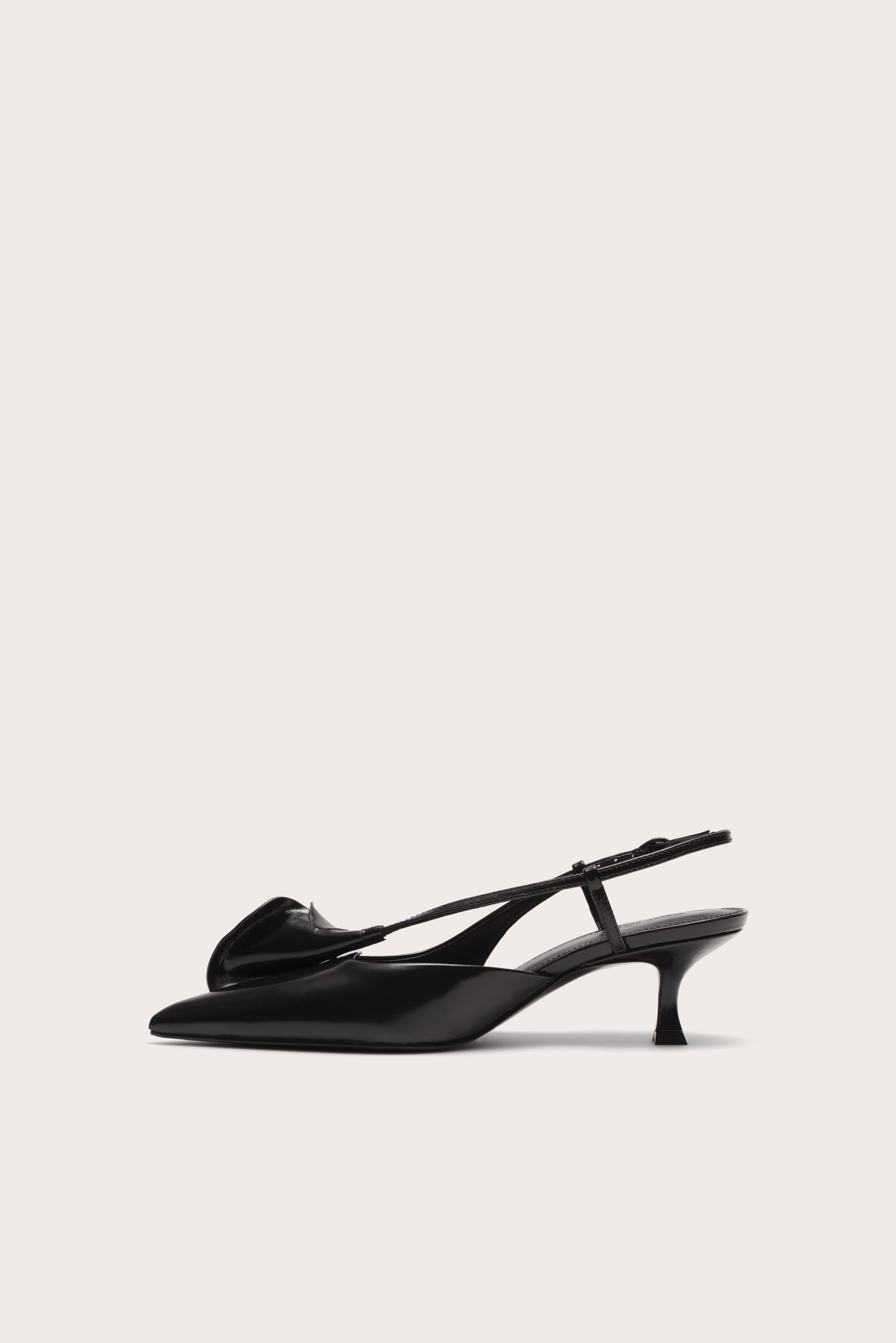 CALLA KITTEN PUMP - BLACK
