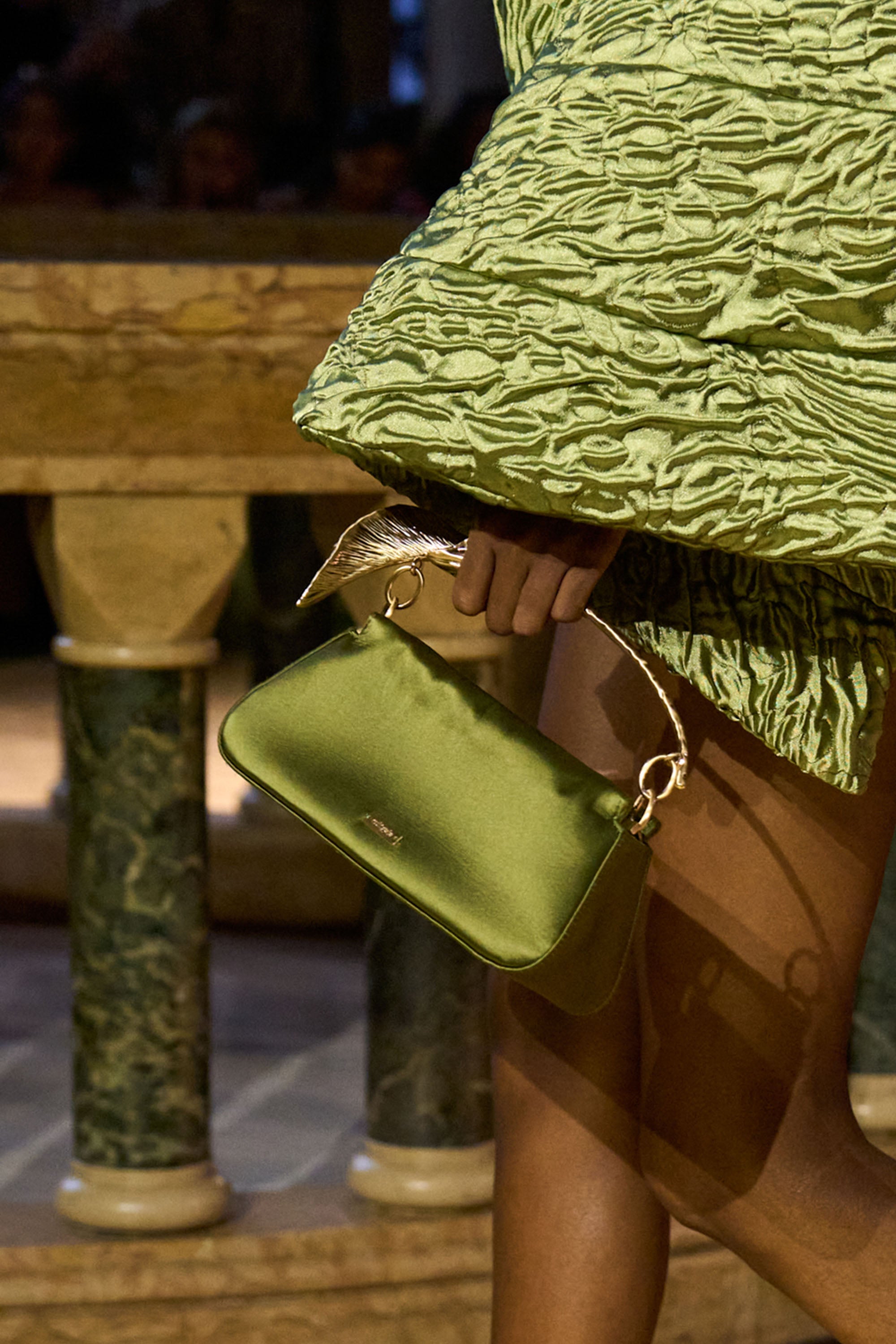 CALLA BAG - DARK CHIVE