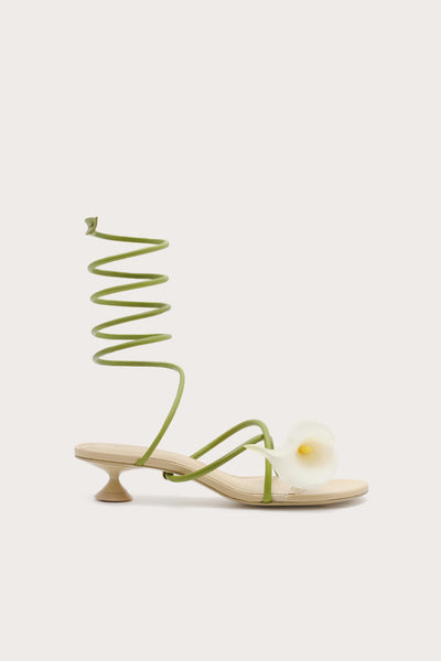 CLAIRESANDAL_250709_CultGaia_F