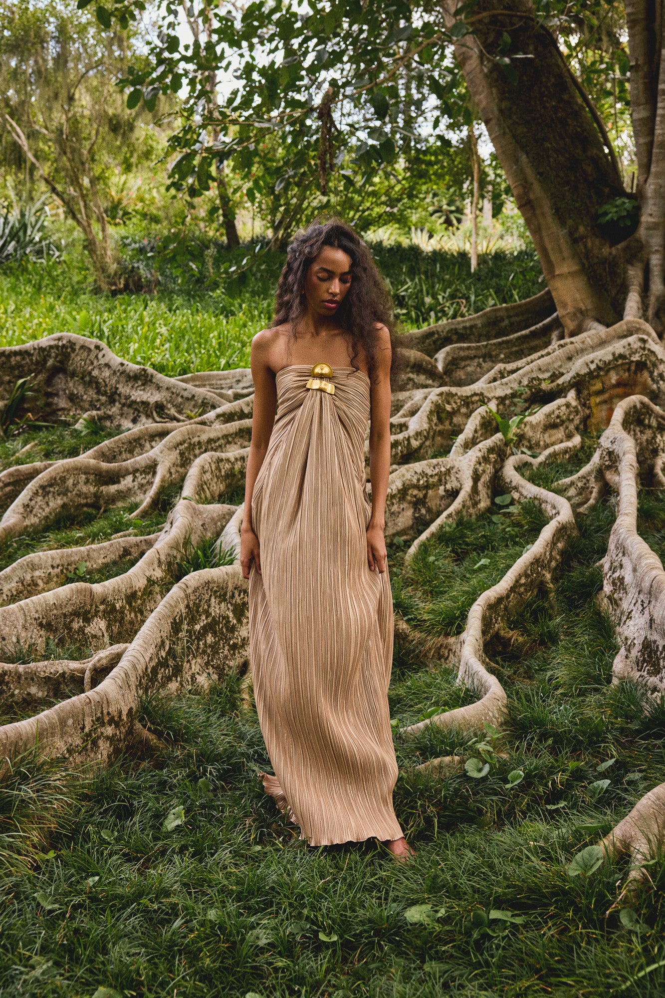 SEQUOIA GOWN - SESAME