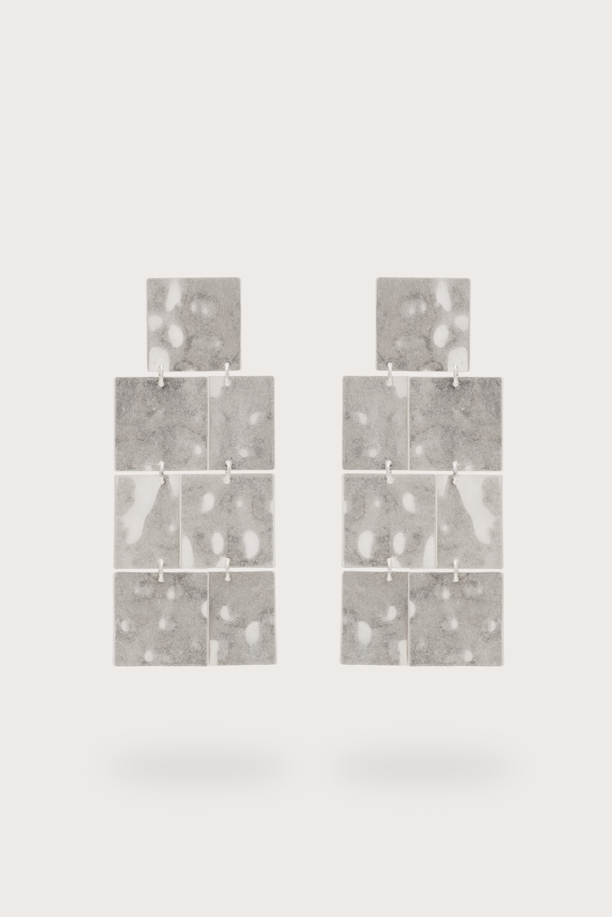 EVELIS EARRING - ANTIQUE SILVER