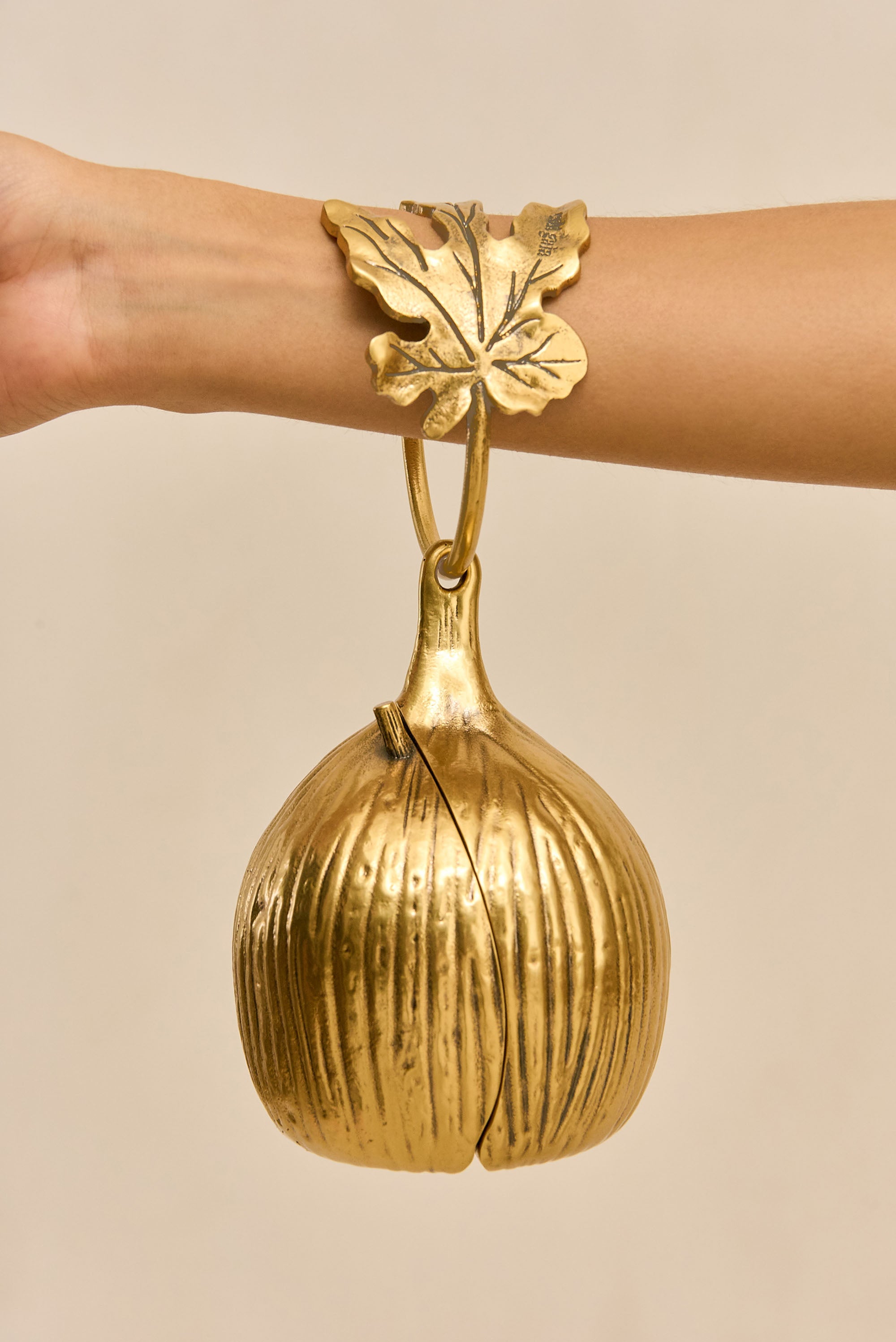 FICO WRISTLET - ANTIQUE BRASS