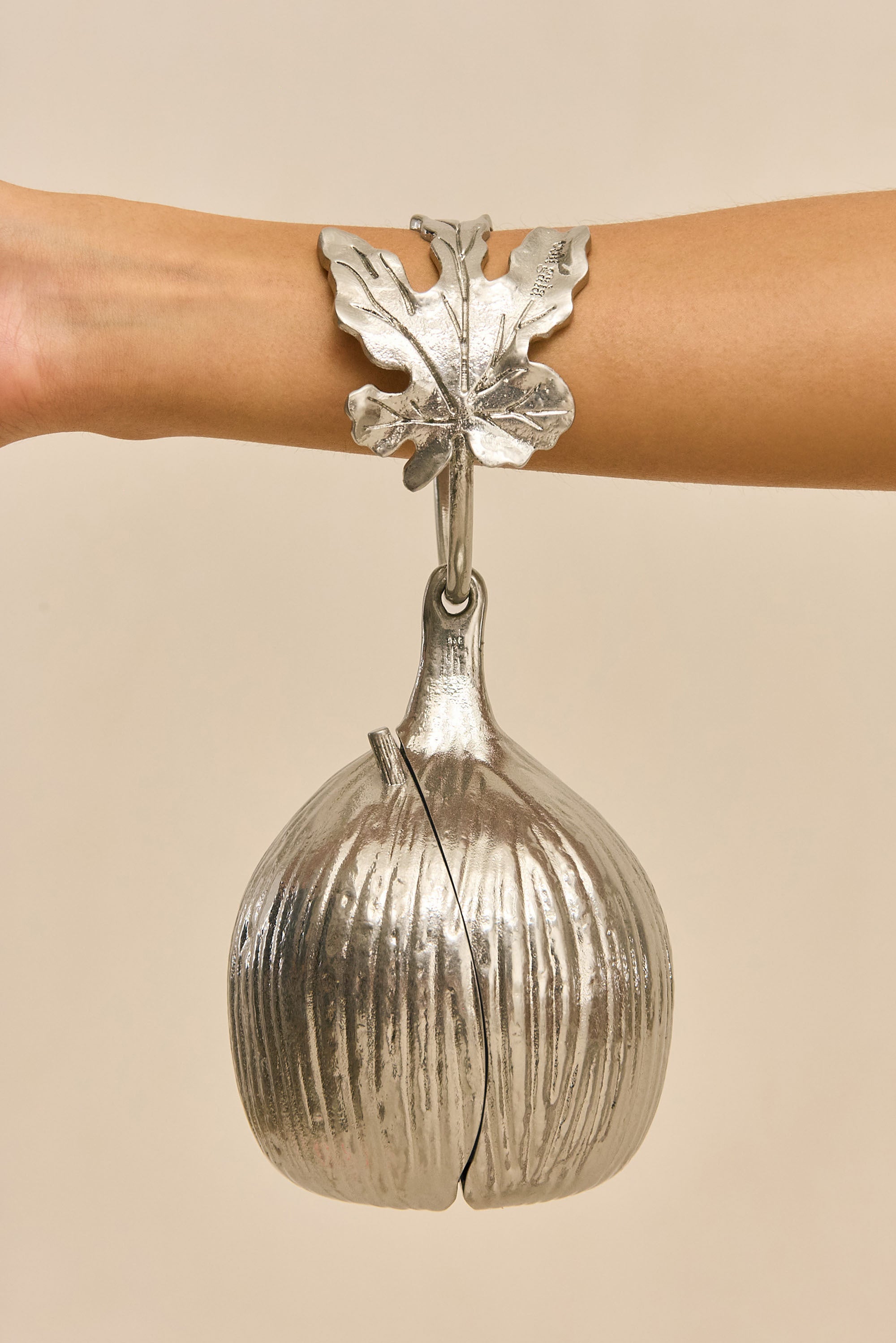 FICO WRISTLET - ANTIQUE SILVER