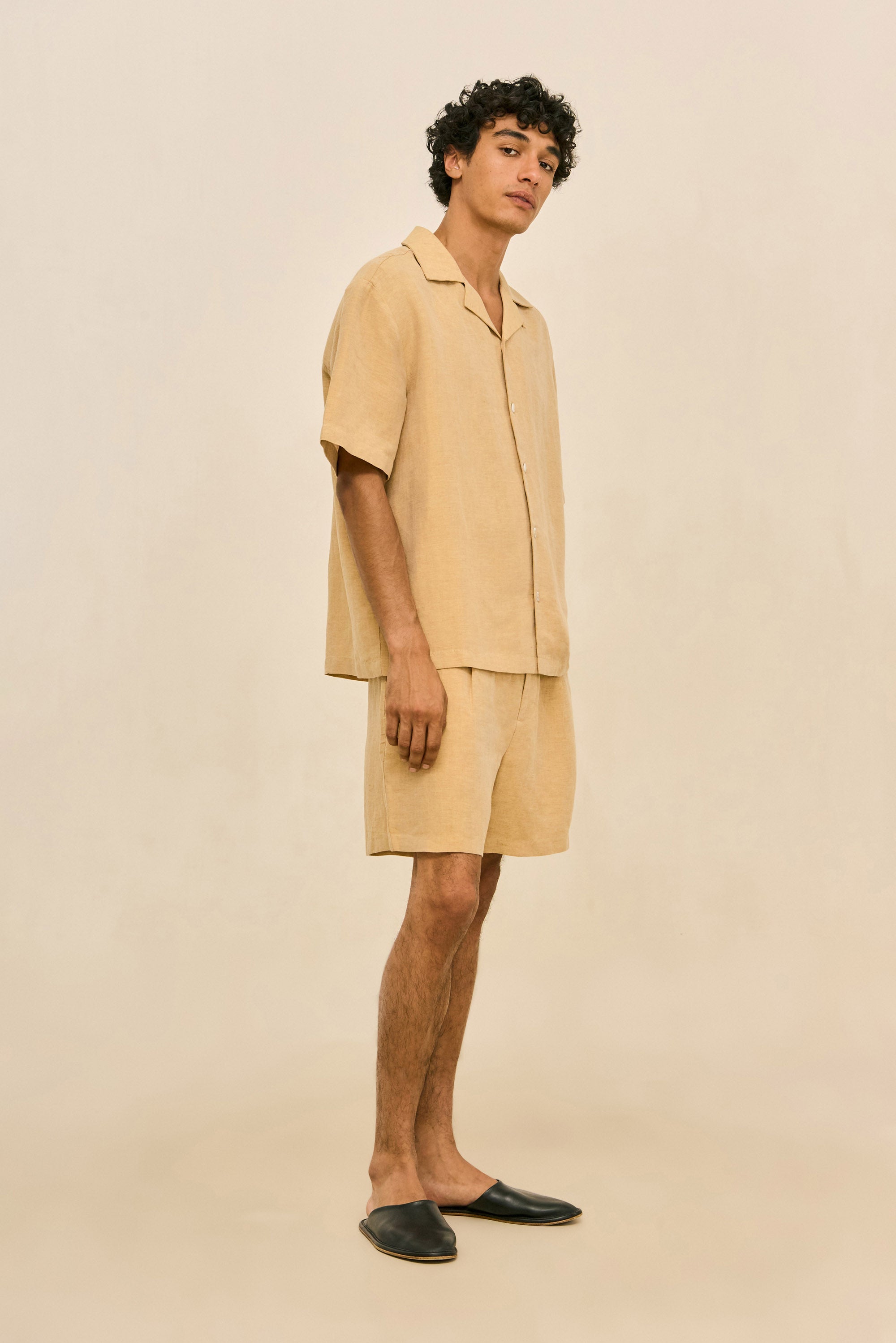 GRIFFIN SHIRT - ALMOND