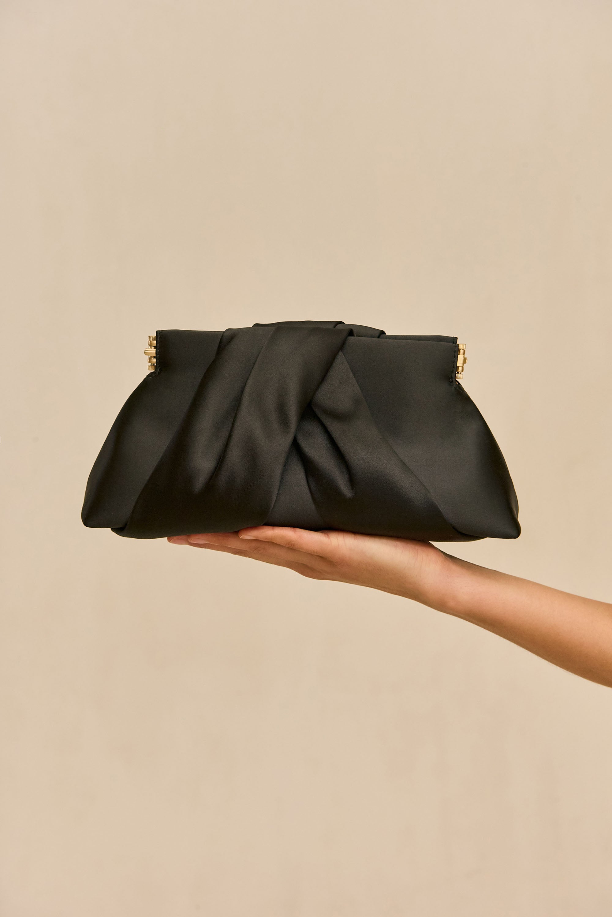 LIA MINI CLUTCH - BLACK