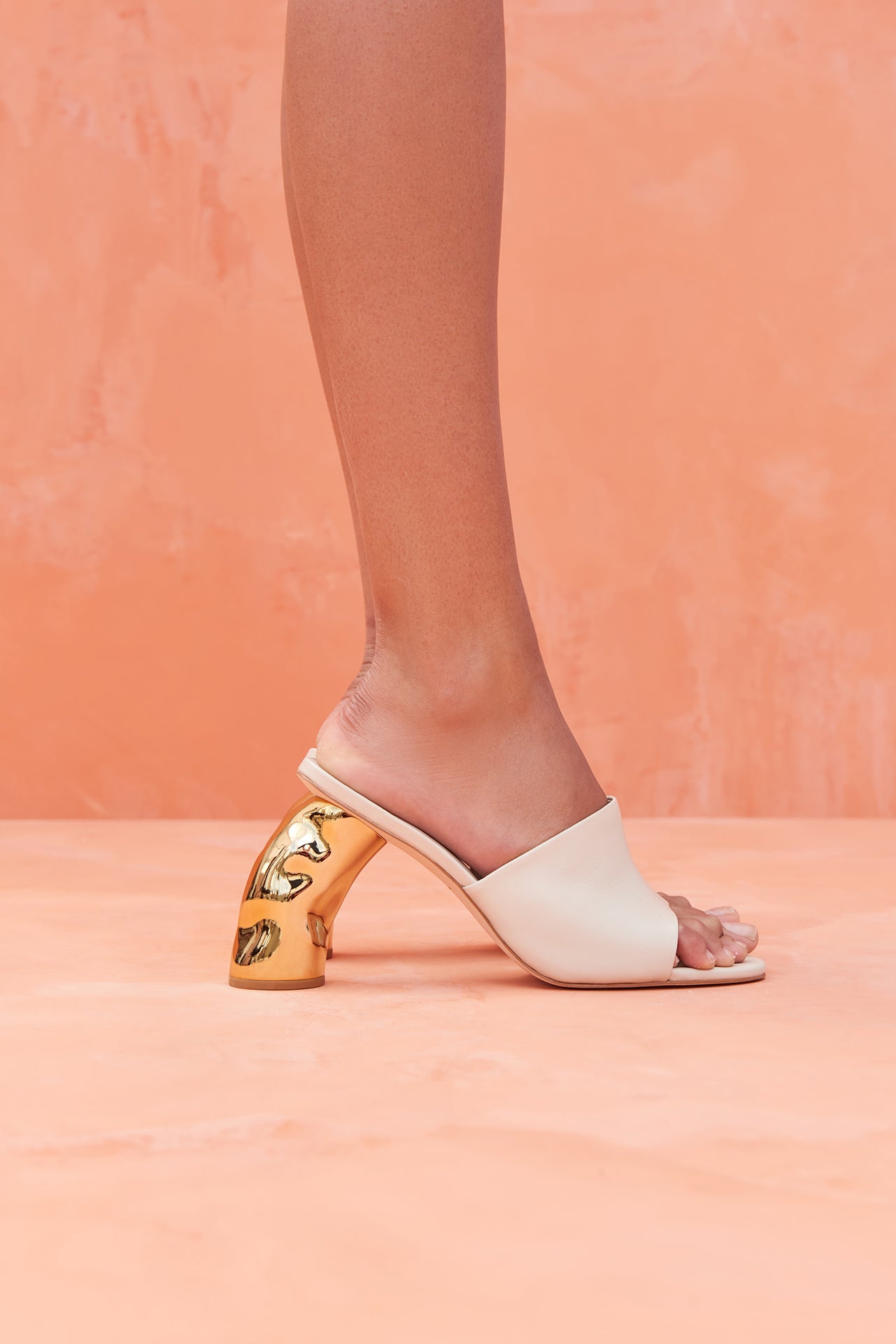 CAPRI SANDAL - OFF WHITE