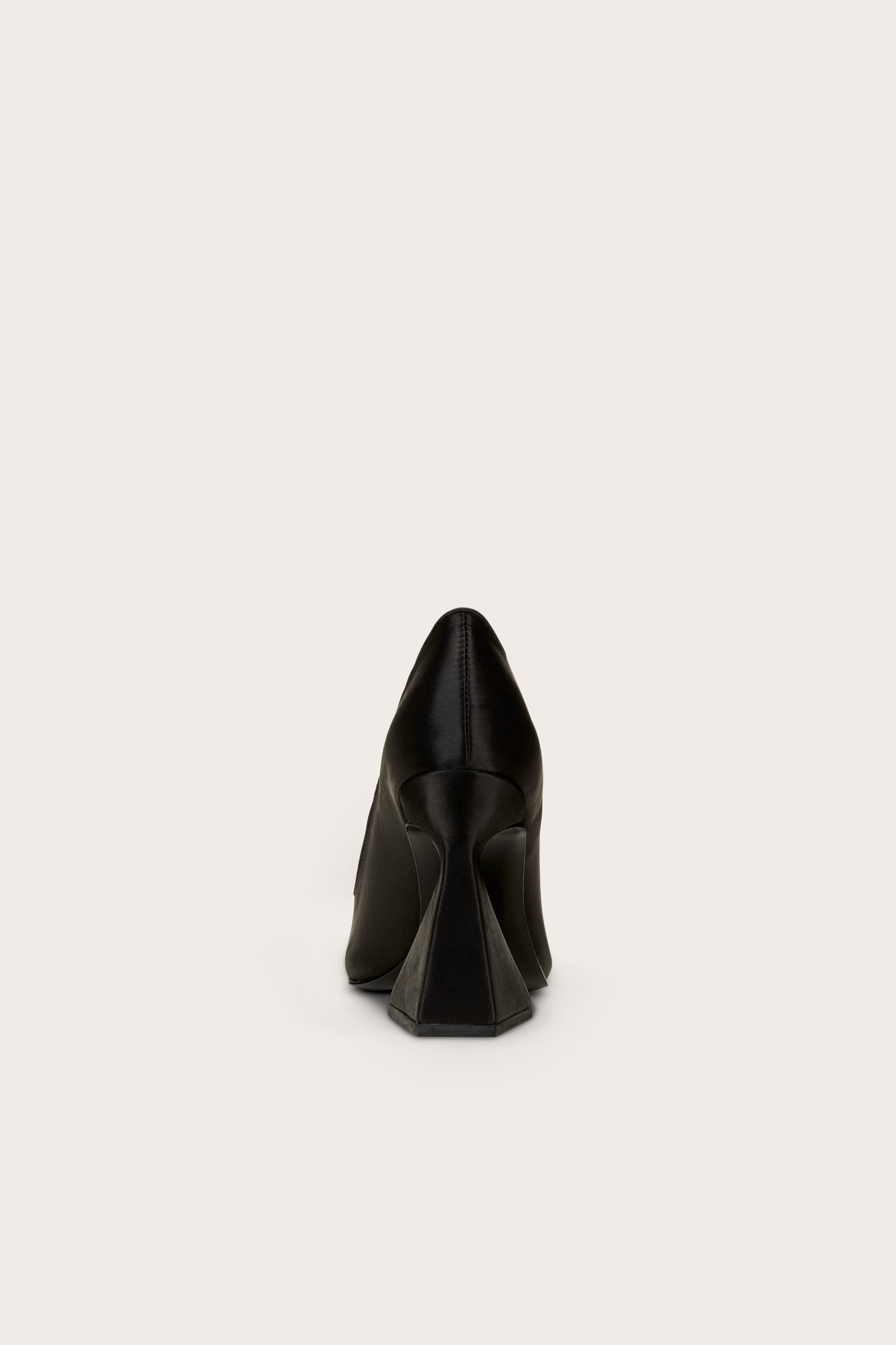 LUIZA PUMP - BLACK