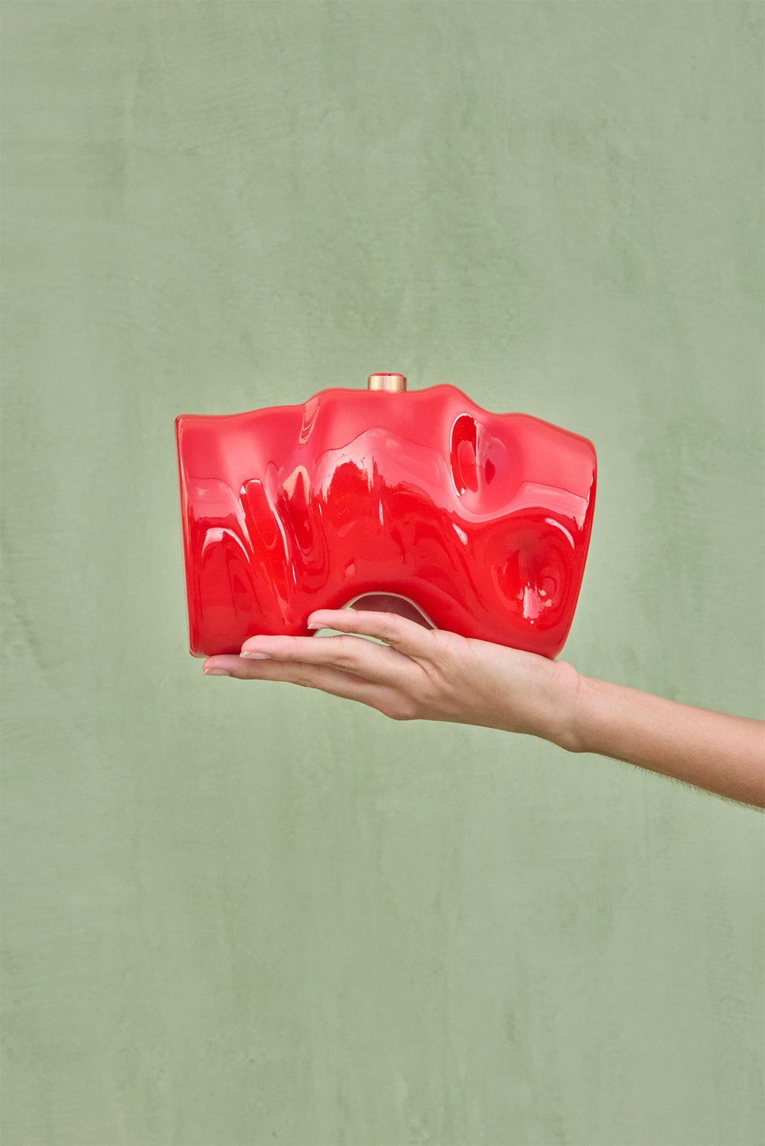 SCRUNCH CLUTCH - VERMILION