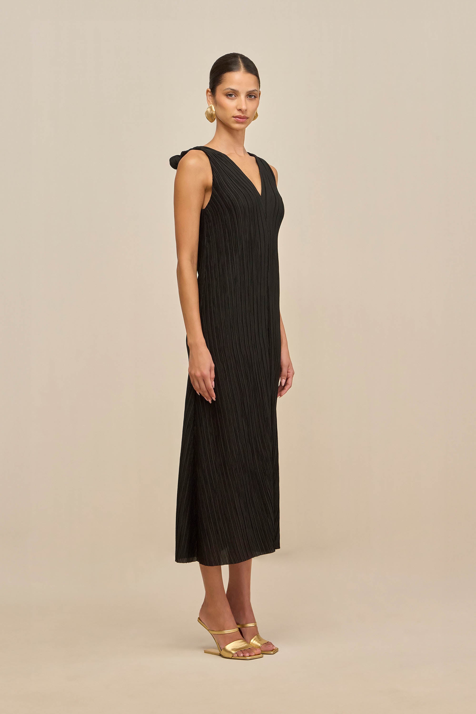 SARANA DRESS - BLACK