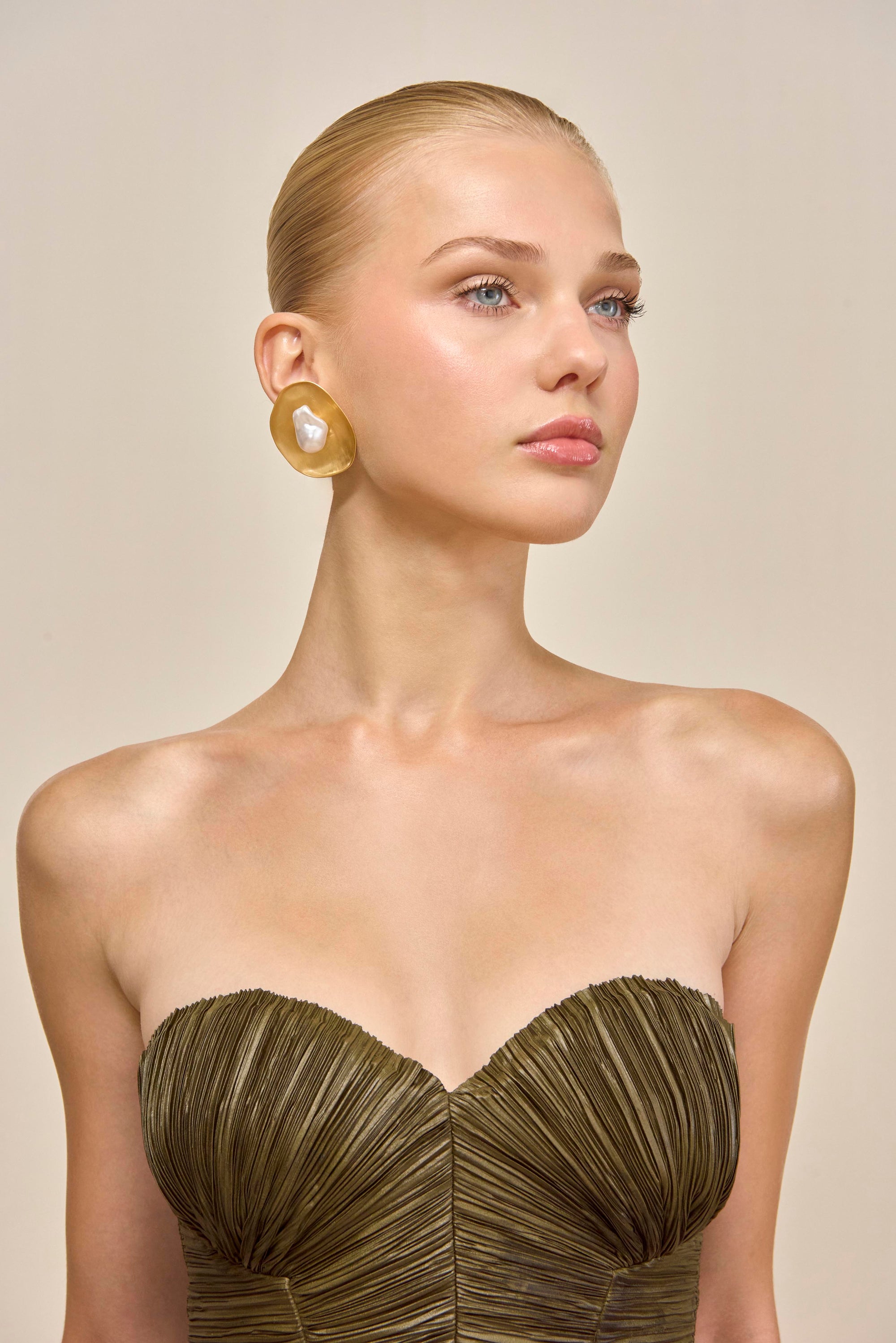 MARZIA EARRING - BRUSHED BRASS