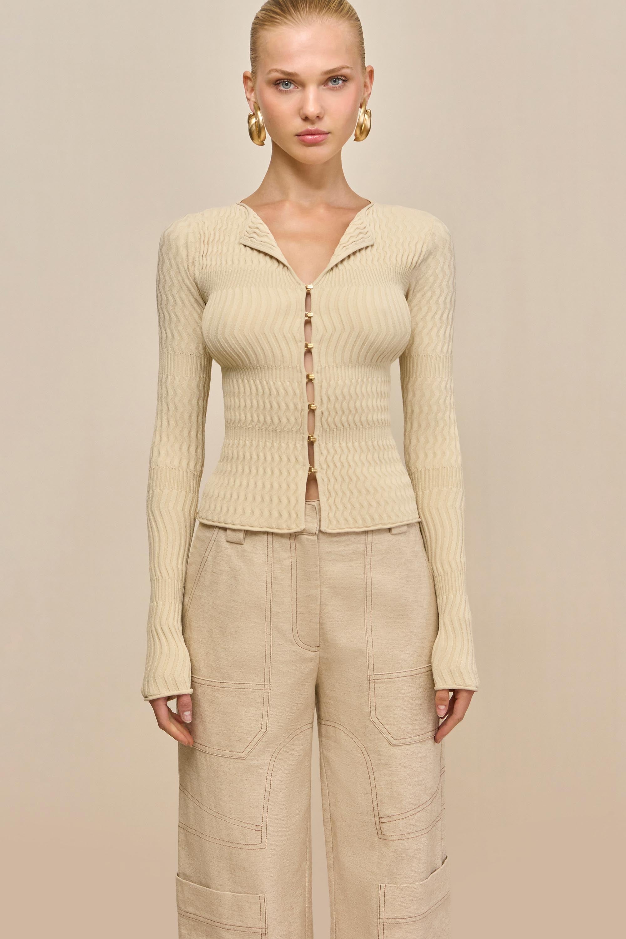 【極美品】ohotoro Bold Handmade Cardiganアイボリー IRENA KNIT CARDIGAN - BEACH – CULT GAIA