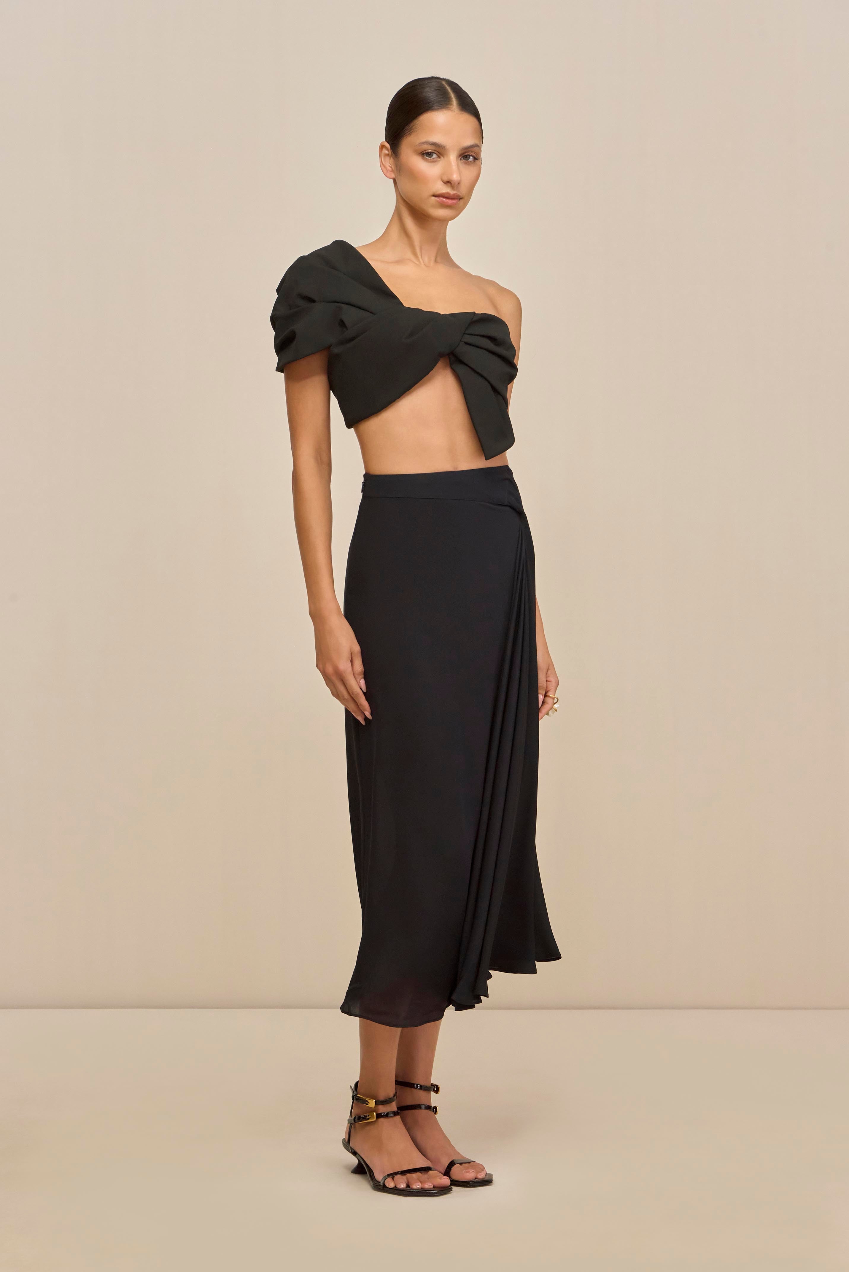 DELIA TOP - BLACK