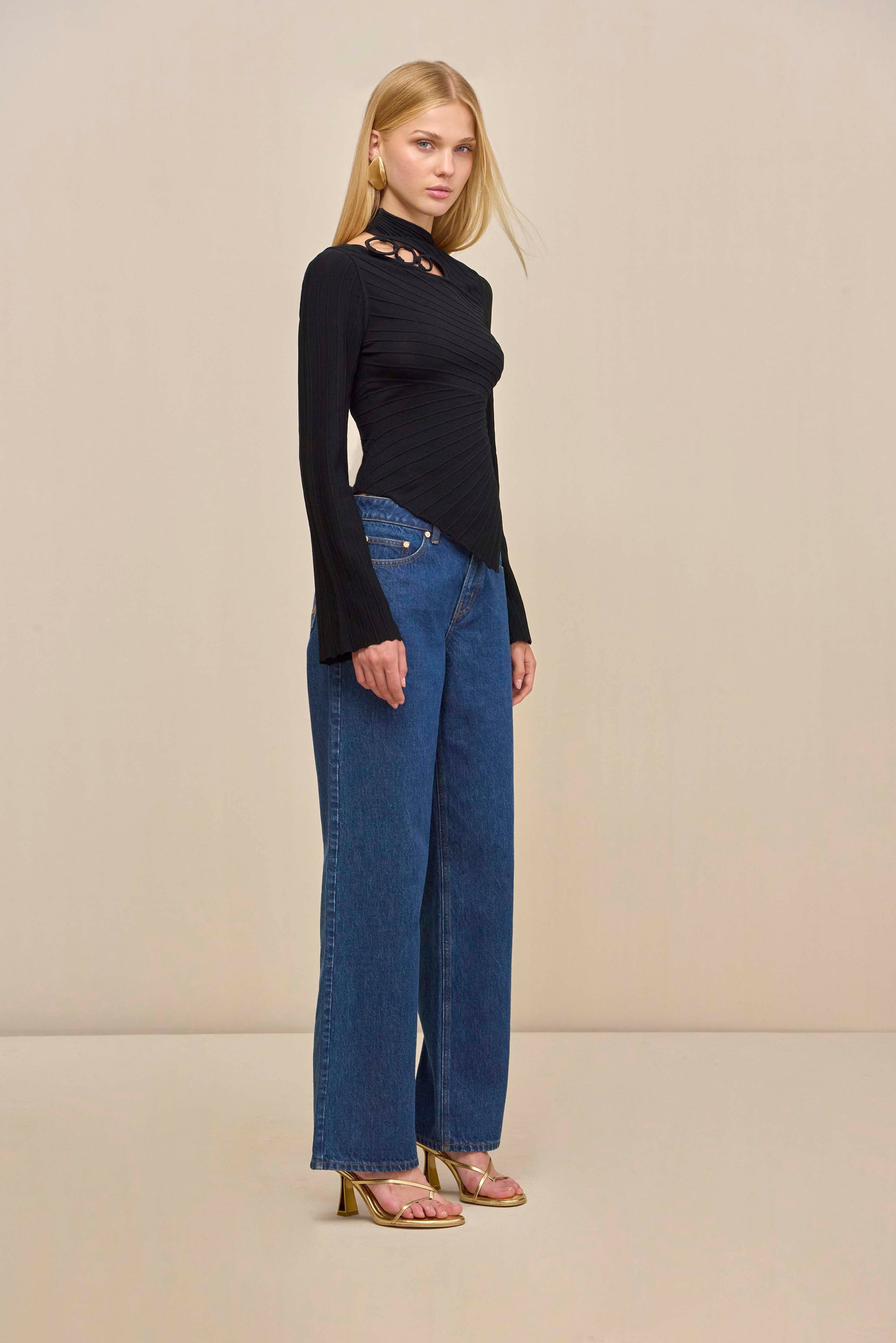 TAYLA KNIT TOP - BLACK