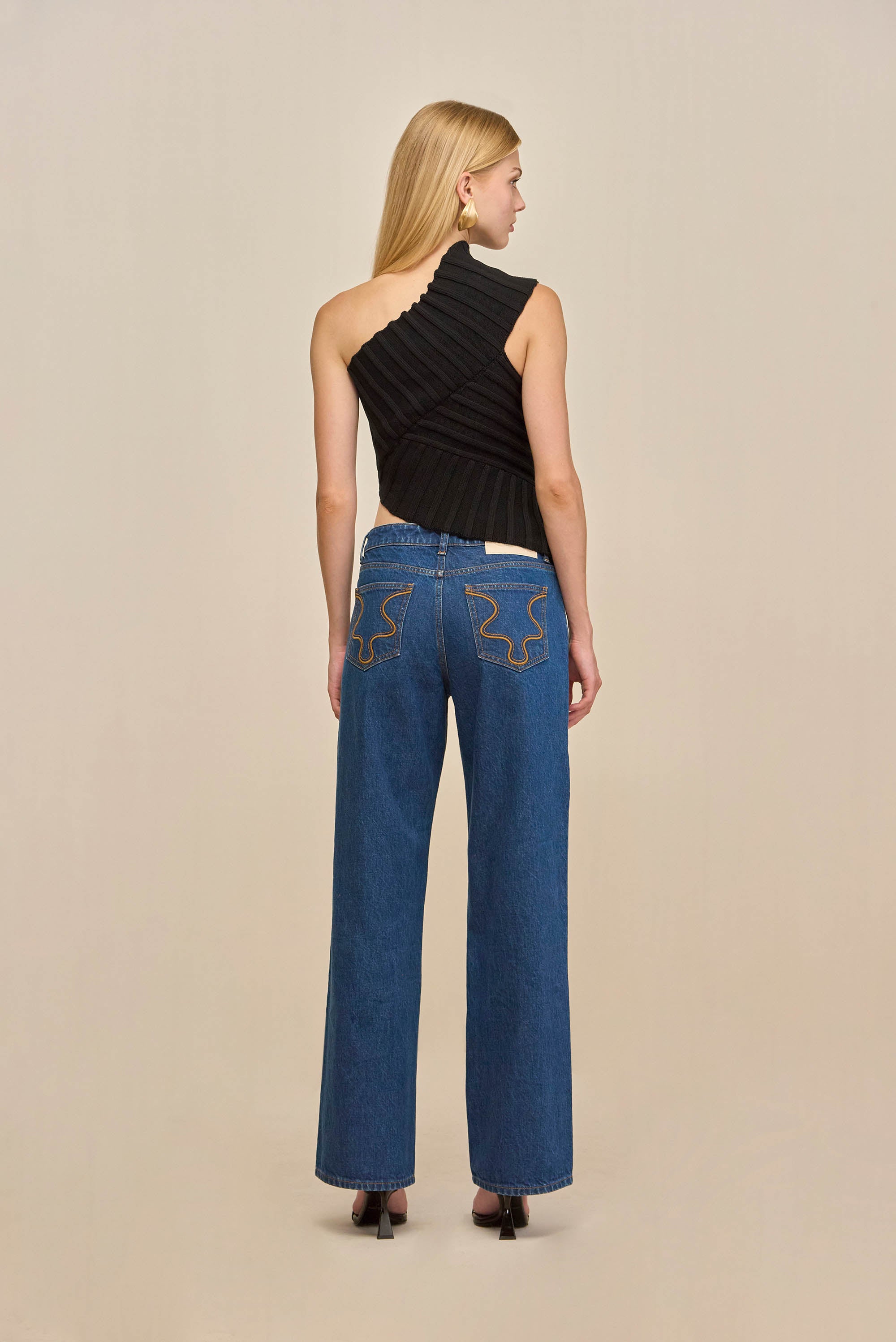 DEL KNIT TOP - BLACK