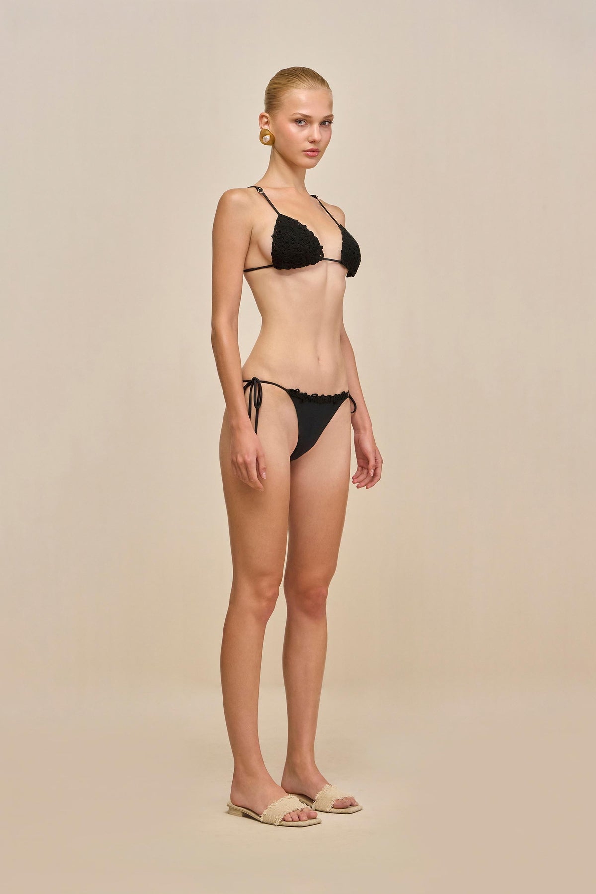 IRINA BIKINI TOP - BLACK
