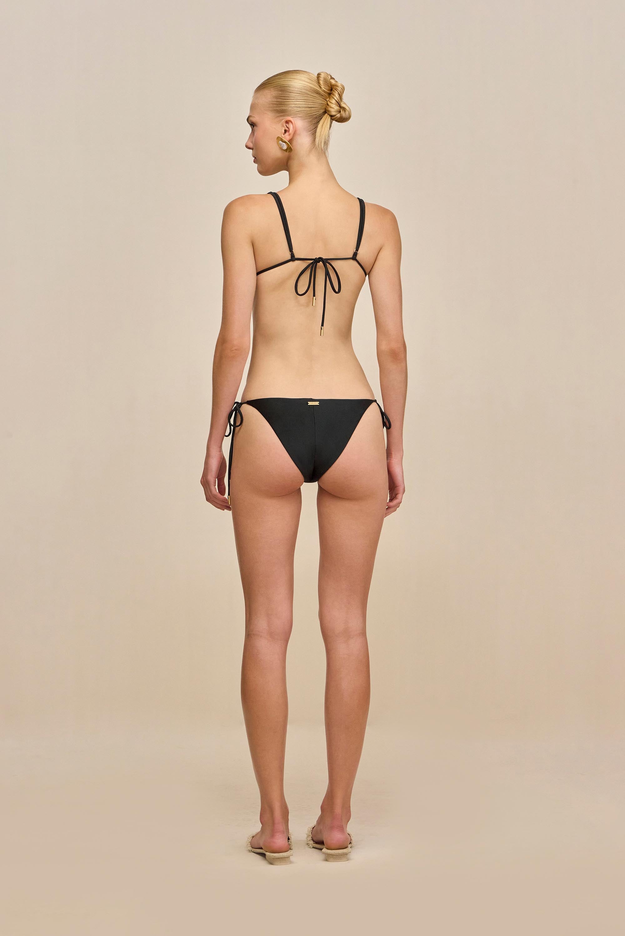 IRINA BIKINI TOP - BLACK