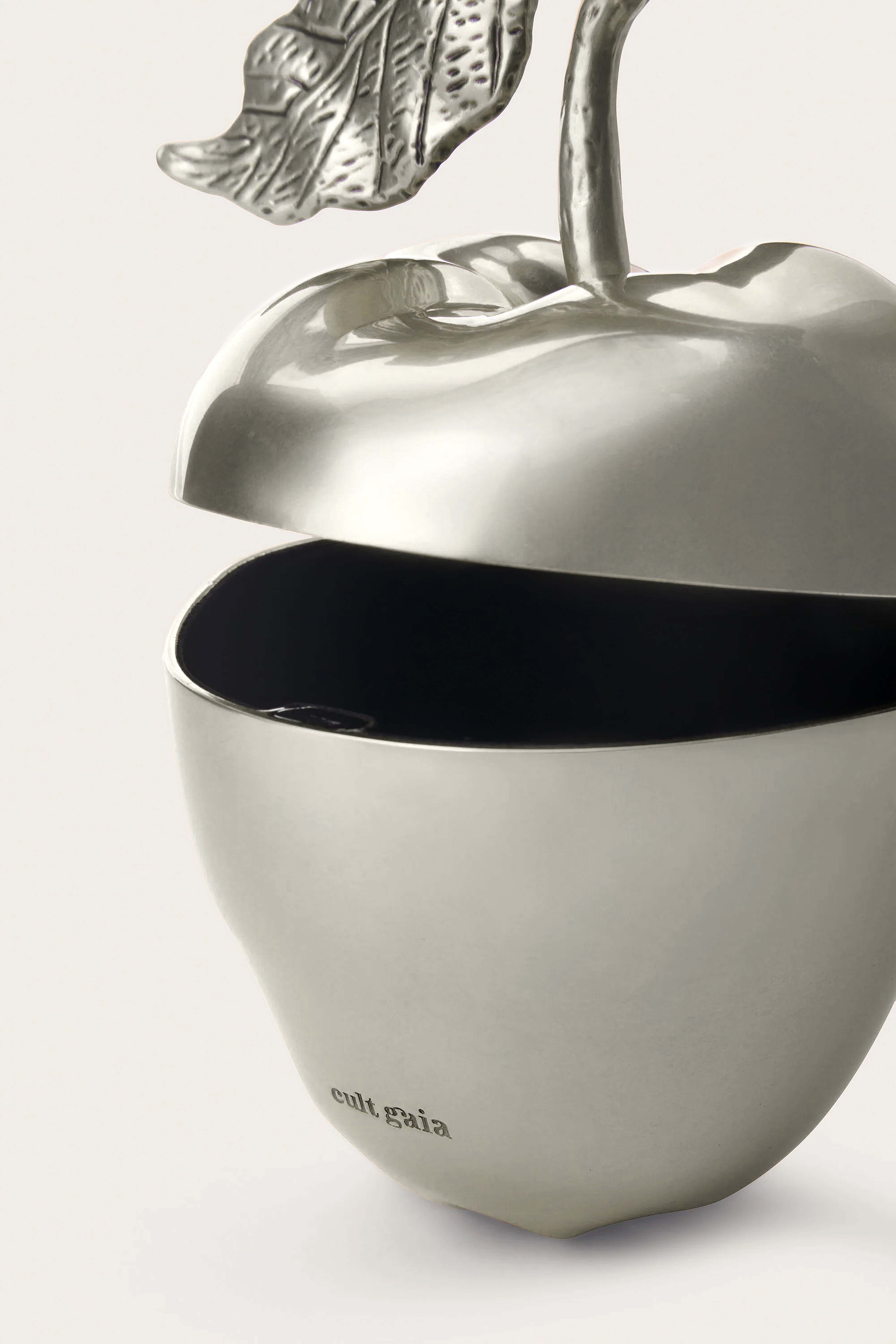 MELA CLUTCH - ANTIQUE SILVER